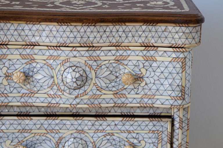 Moorish White Inlay Moroccan Nightstands, a Pair For Sale 10