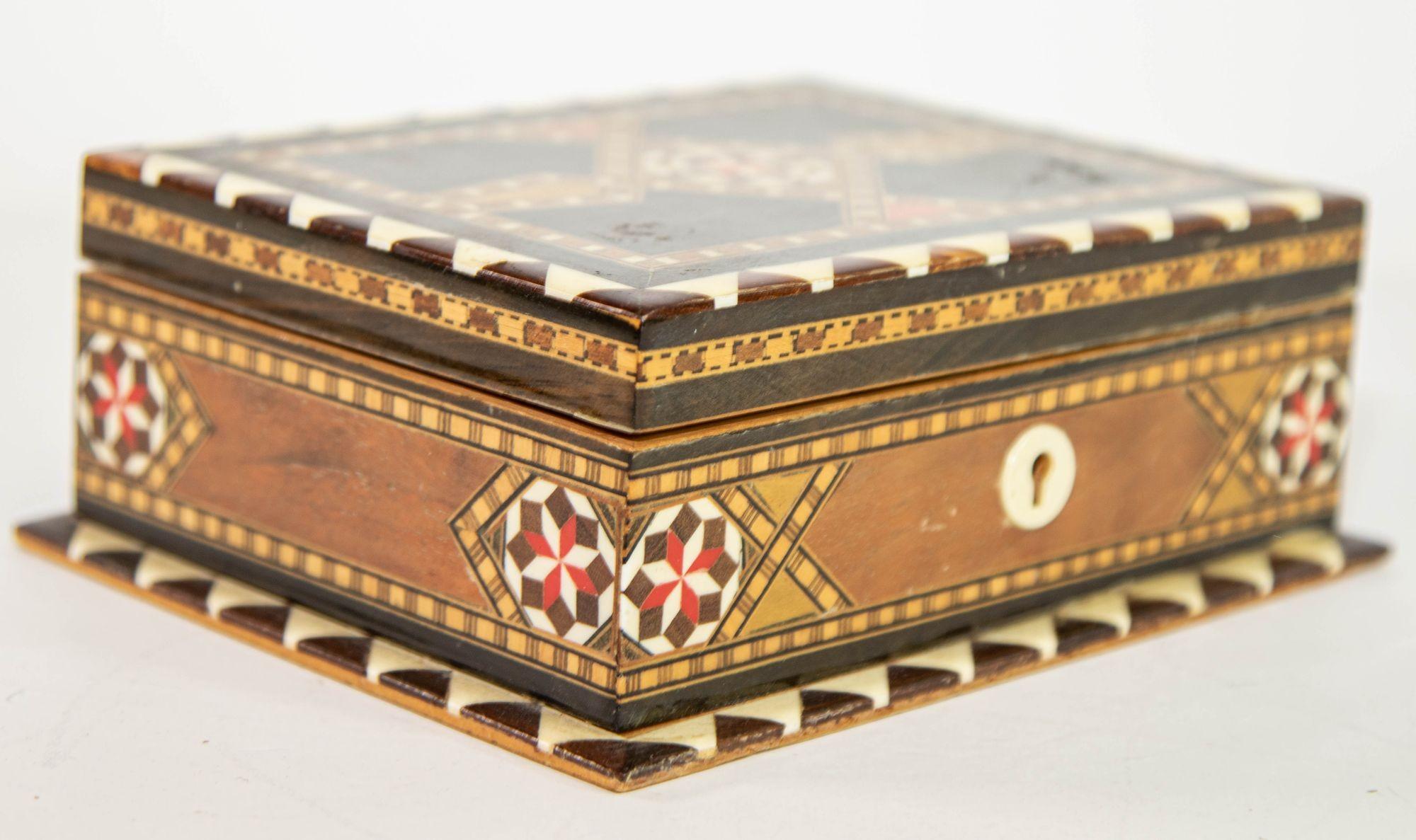 Moorish Wood Box Islamic Marquetry Mosaic Art Granada Spain Khatam Decor 1940s For Sale 7