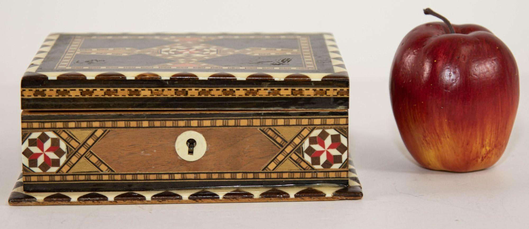 Moorish Wood Box Islamic Marquetry Mosaic Art Granada Spain Khatam Decor 1940s For Sale 8