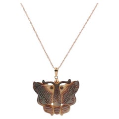 Mariposa MOP 14k. Colgante Mariposa Grande. Collar de cadena de oro amarillo de 14 quilates.