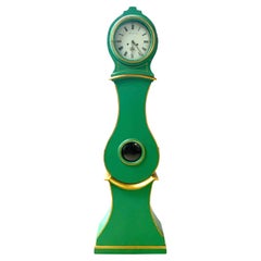 Horloge Mora suédoise ancienne peinte gustavienne A en or vert, années 1800