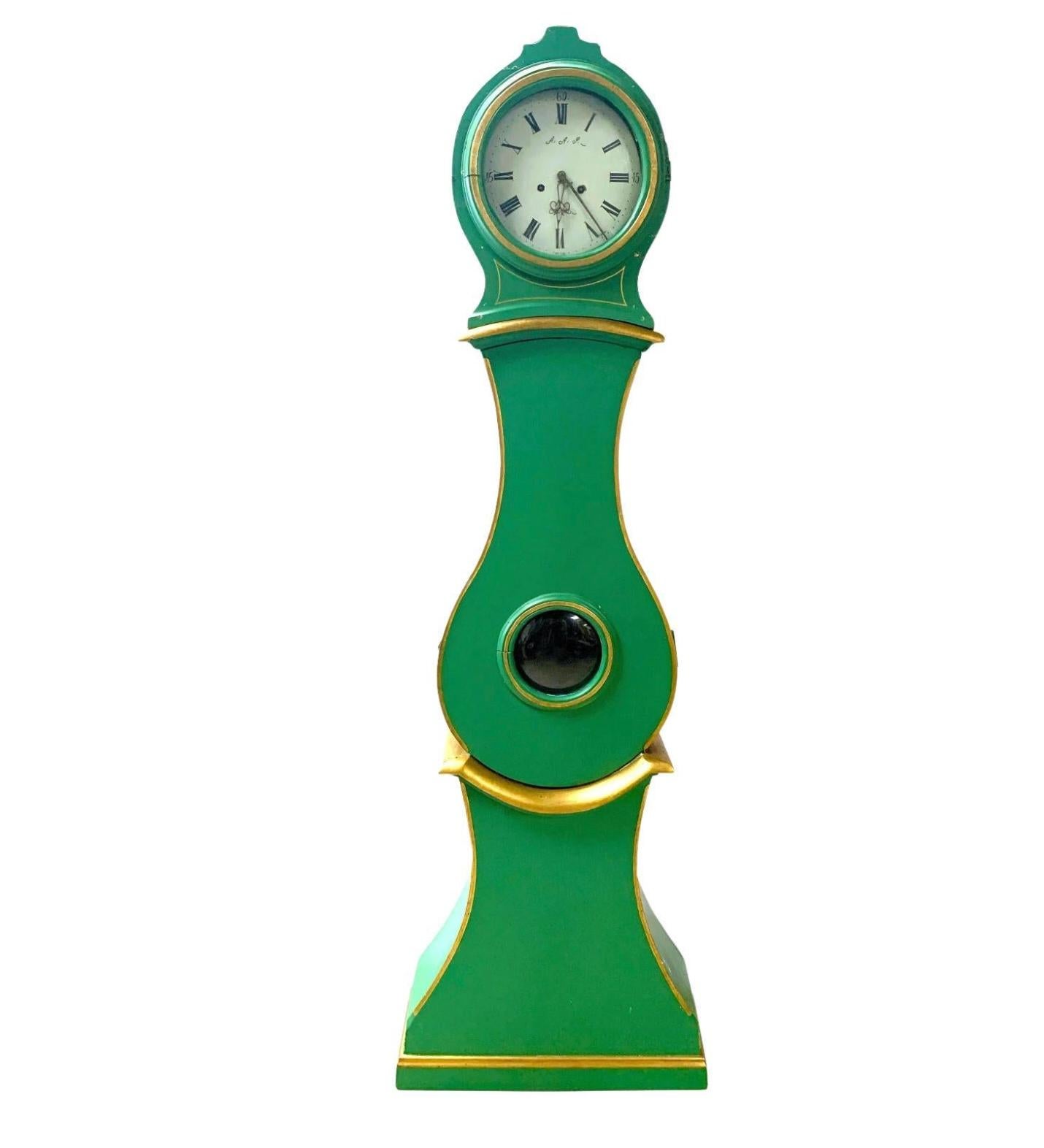 Mora-Uhr 1800er Jahre Schwedisch Grüngold Antike schwedische bemalte Gustavianische A im Angebot