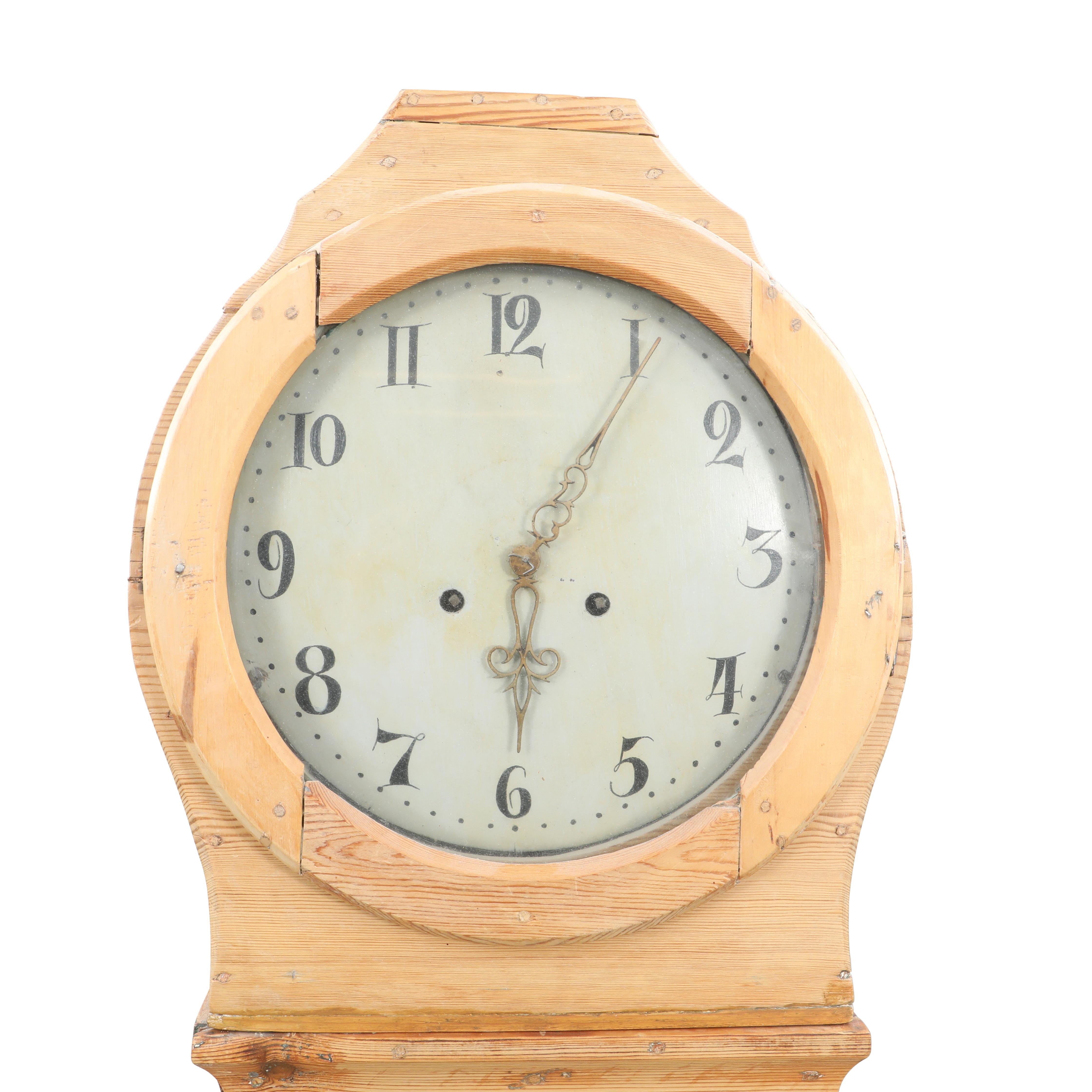 Swedish Mora clock dated 1854 with hand painted floral details. Working Longcase clock mechanism of pendulum and 2 weights and a bell chime on the hour.

Width:51cm / 20.1