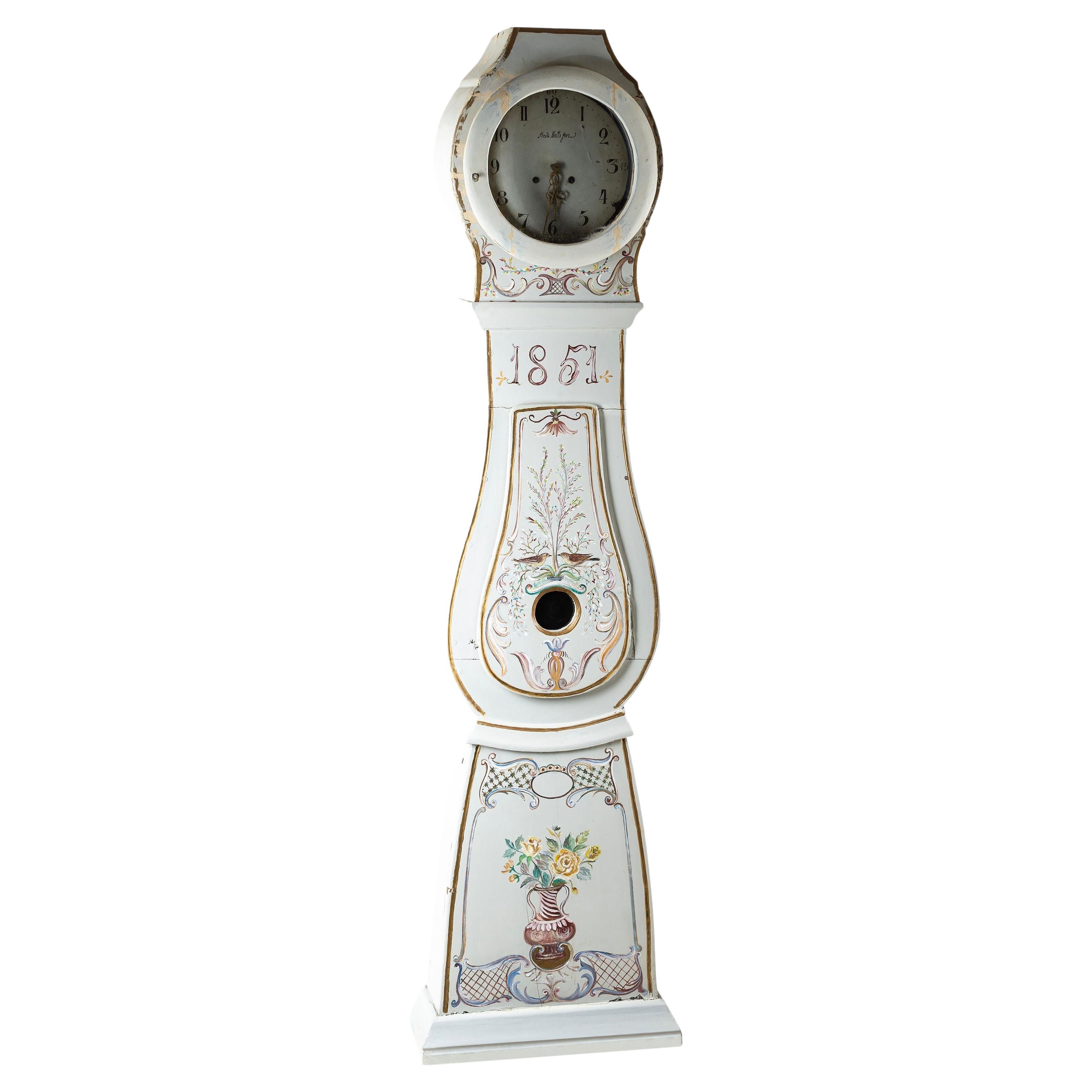 Mora Clock