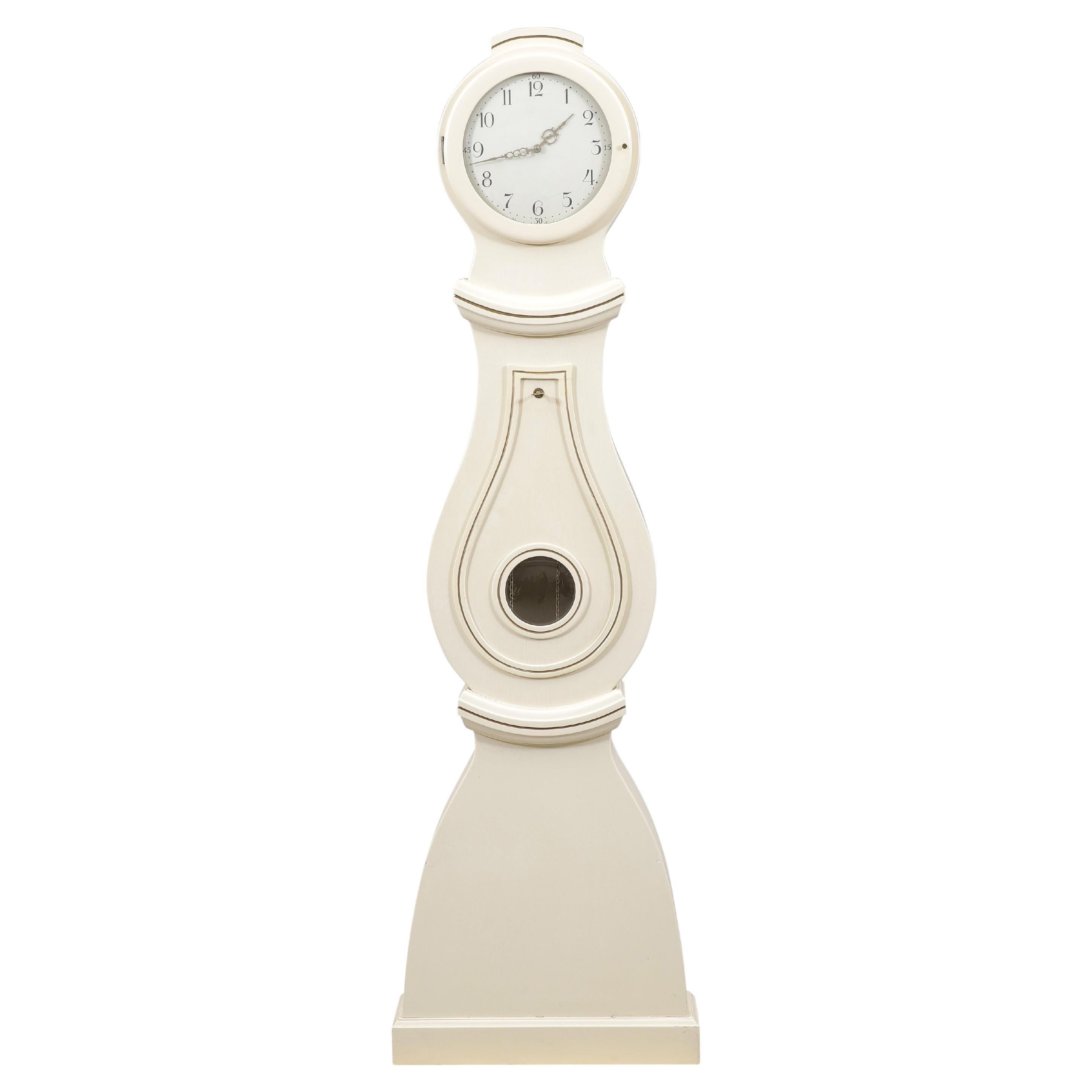 Mora Clock