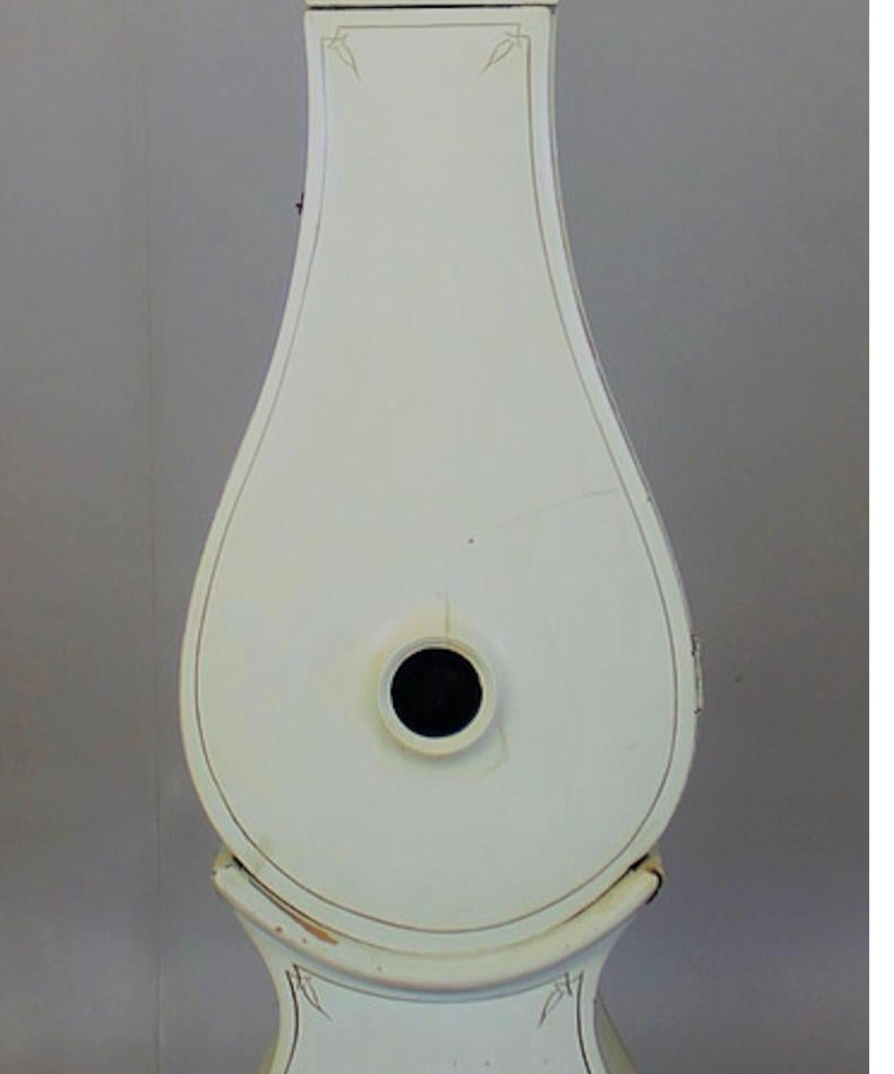 Shipping special update - We have negotiated a special flat rate shipping cost to the USA with our  main US shipping partner for our 1st dibs clients of only £995 export crated by air. This is price is only available when paid directly to the