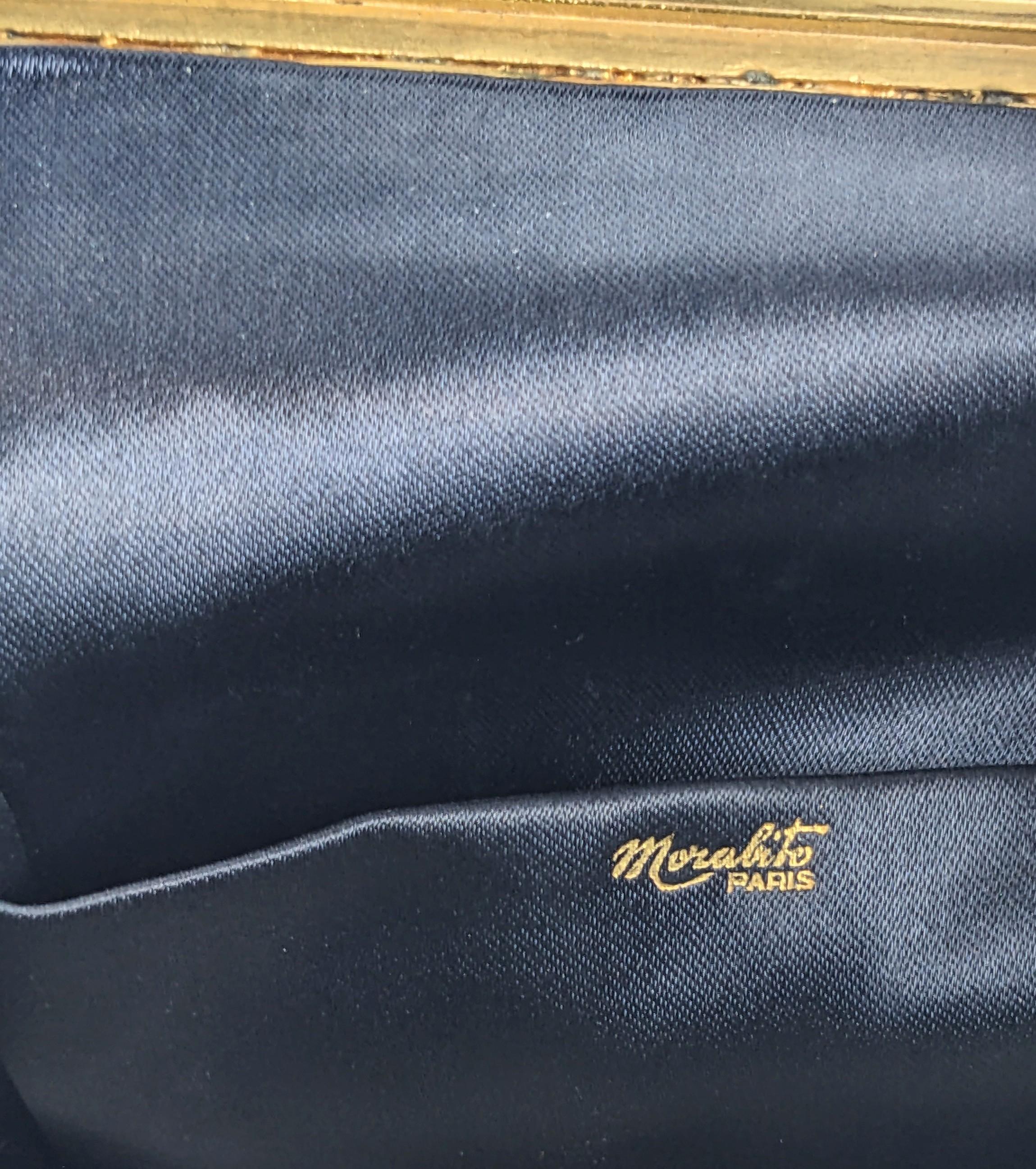 Morabito, Paris Borsa da sera a forma triangolare in raso di seta in vendita 5
