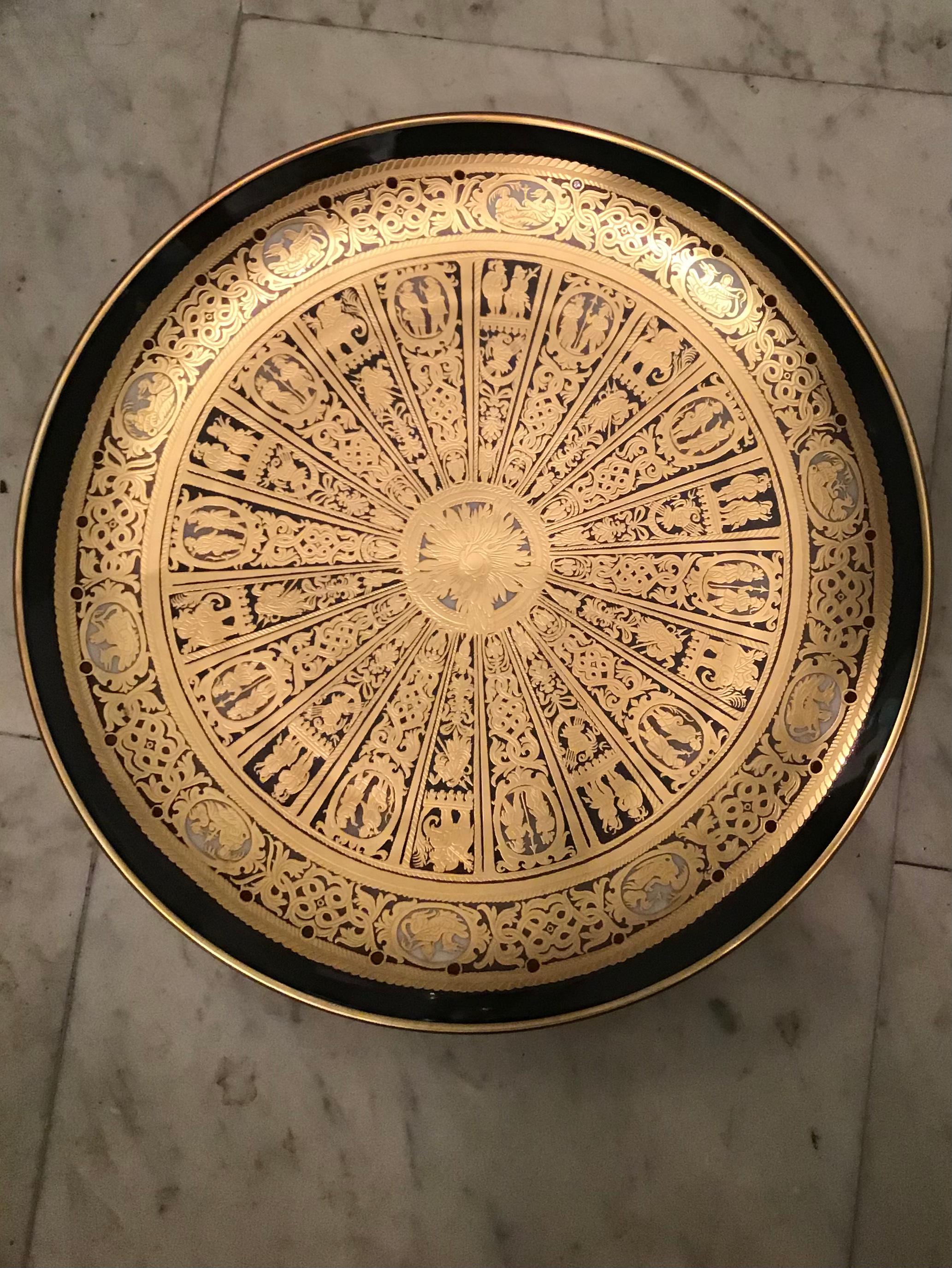 Plato de Pared de Porcelana Morbelli 