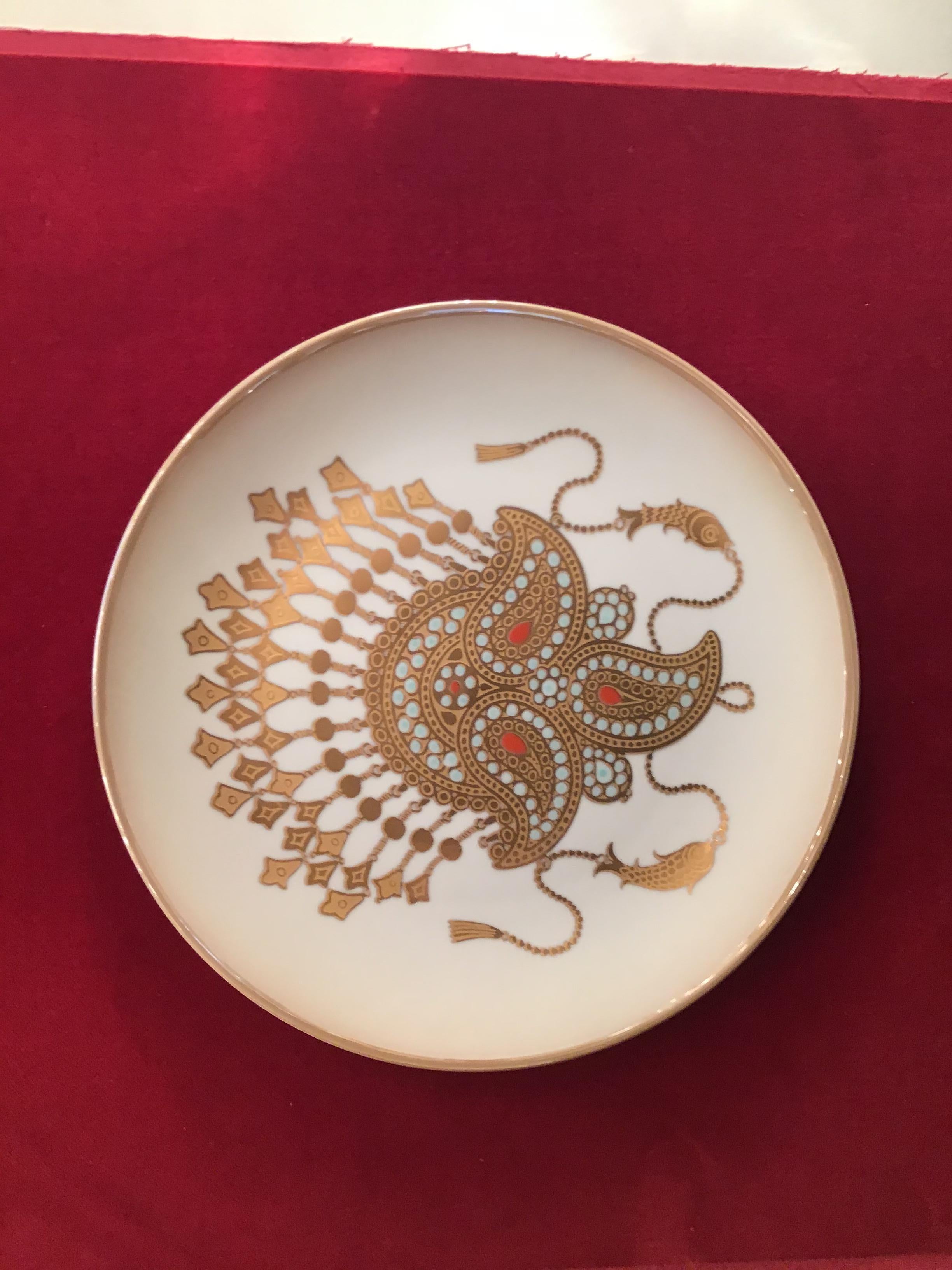 Morbelli Porcelain Wall Plates Worked with Pure Gold 1960 Italy In Excellent Condition For Sale In Milano, IT