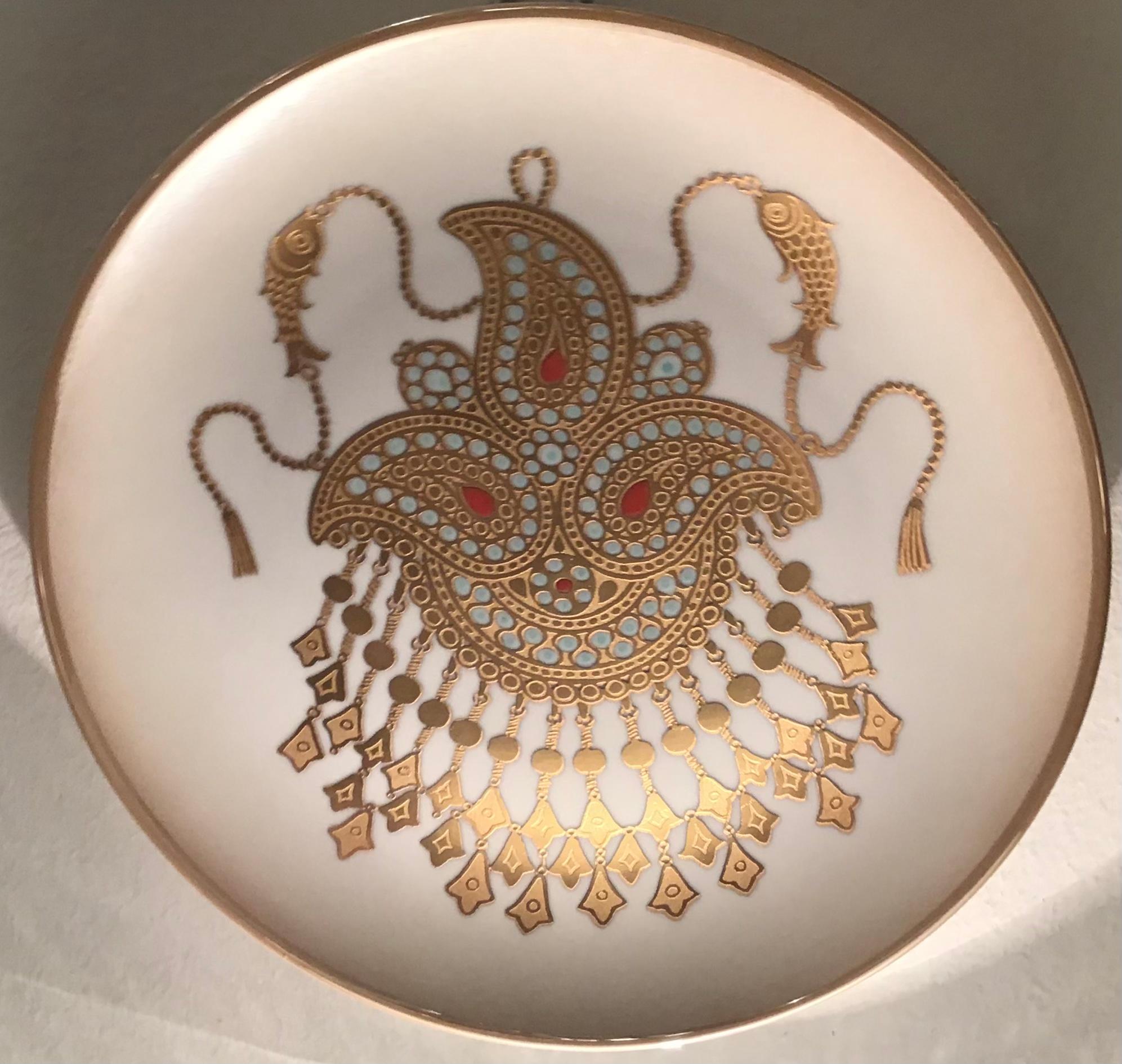 Italian Morbelli Porcelain Wall Plates Worked with Pure Gold, 1960, Italy For Sale