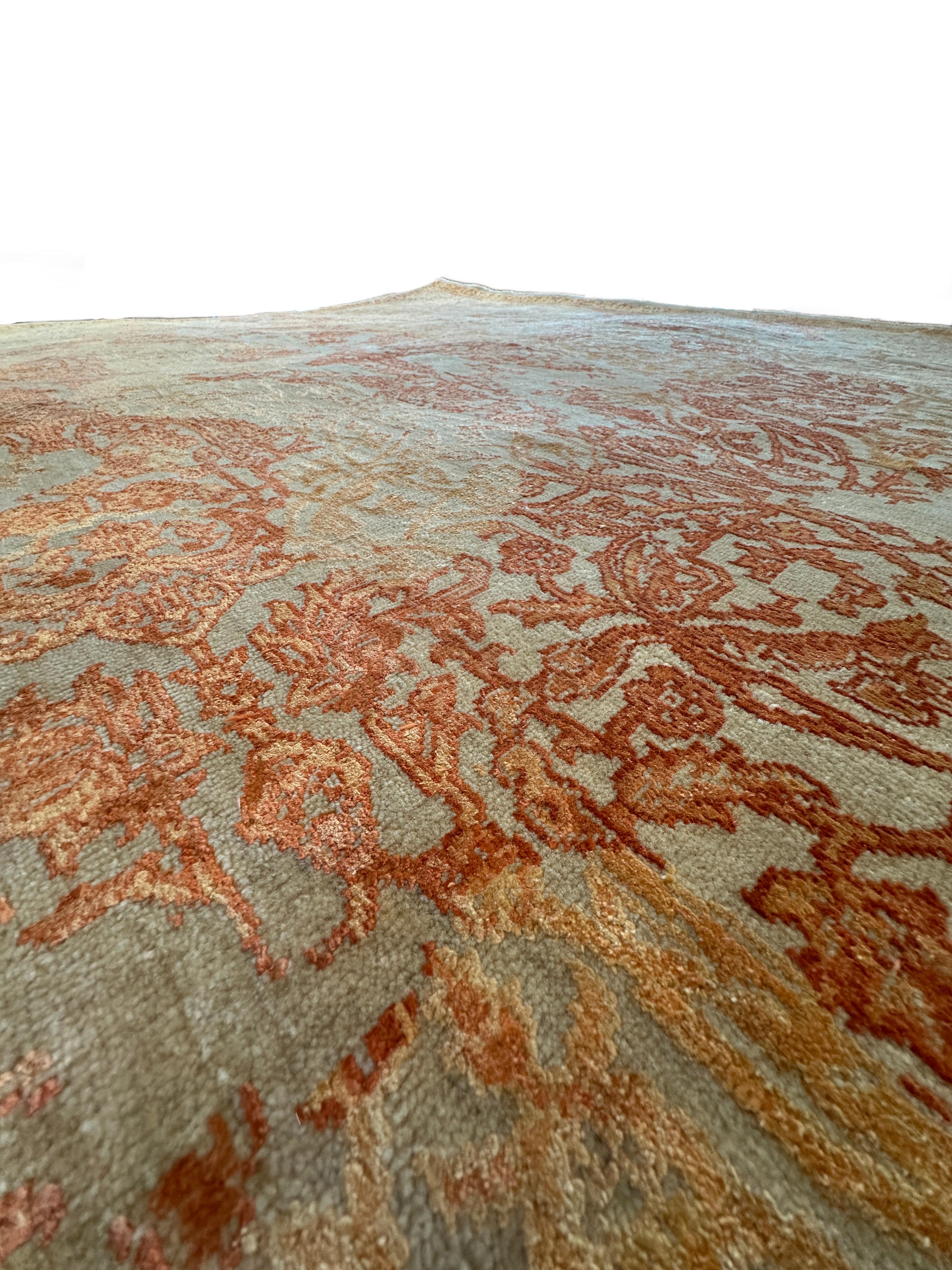 Morden 8x10 Orange Tone Rug In New Condition For Sale In West Hollywood, CA