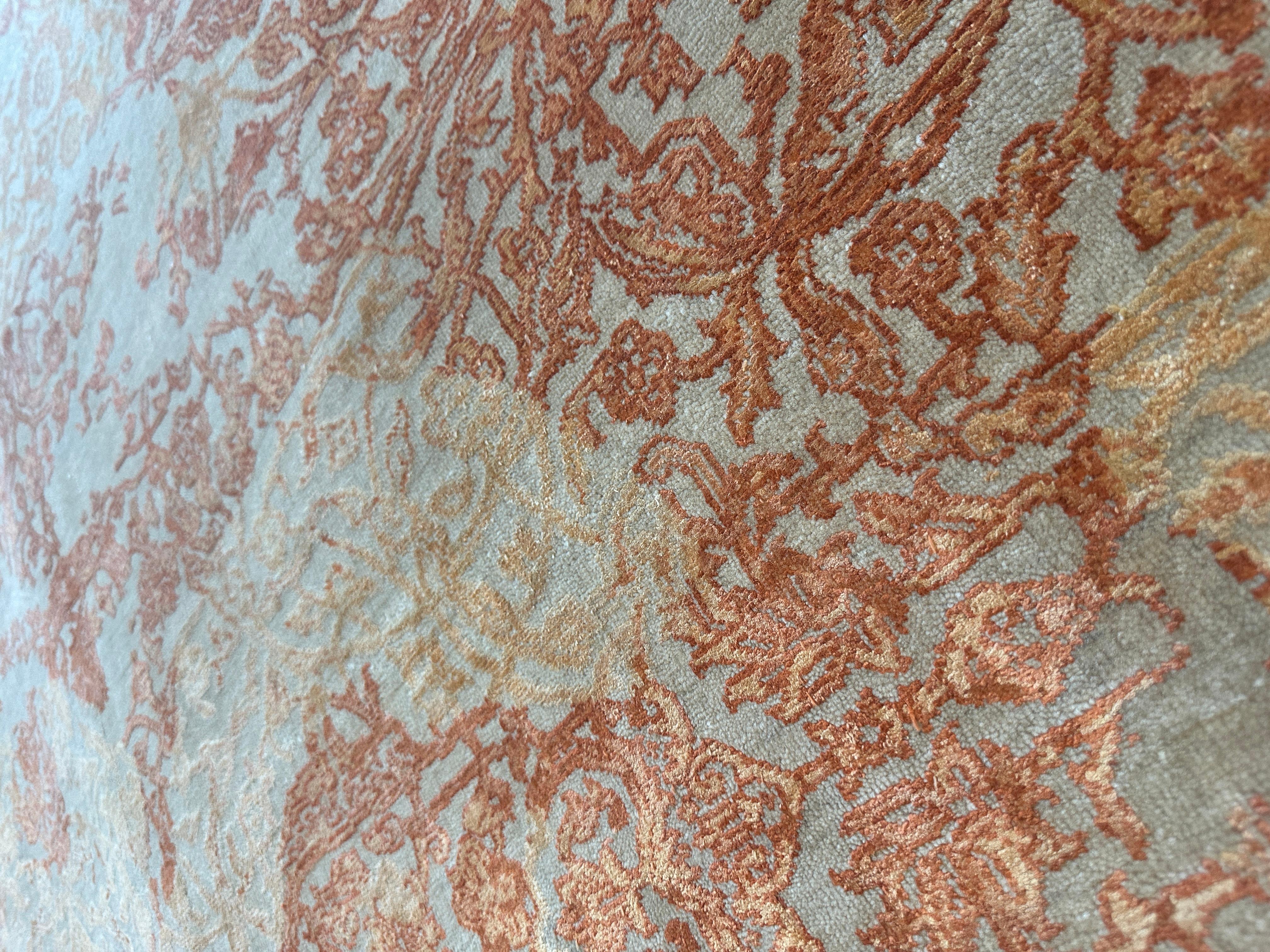Contemporary Morden 8x10 Orange Tone Rug For Sale