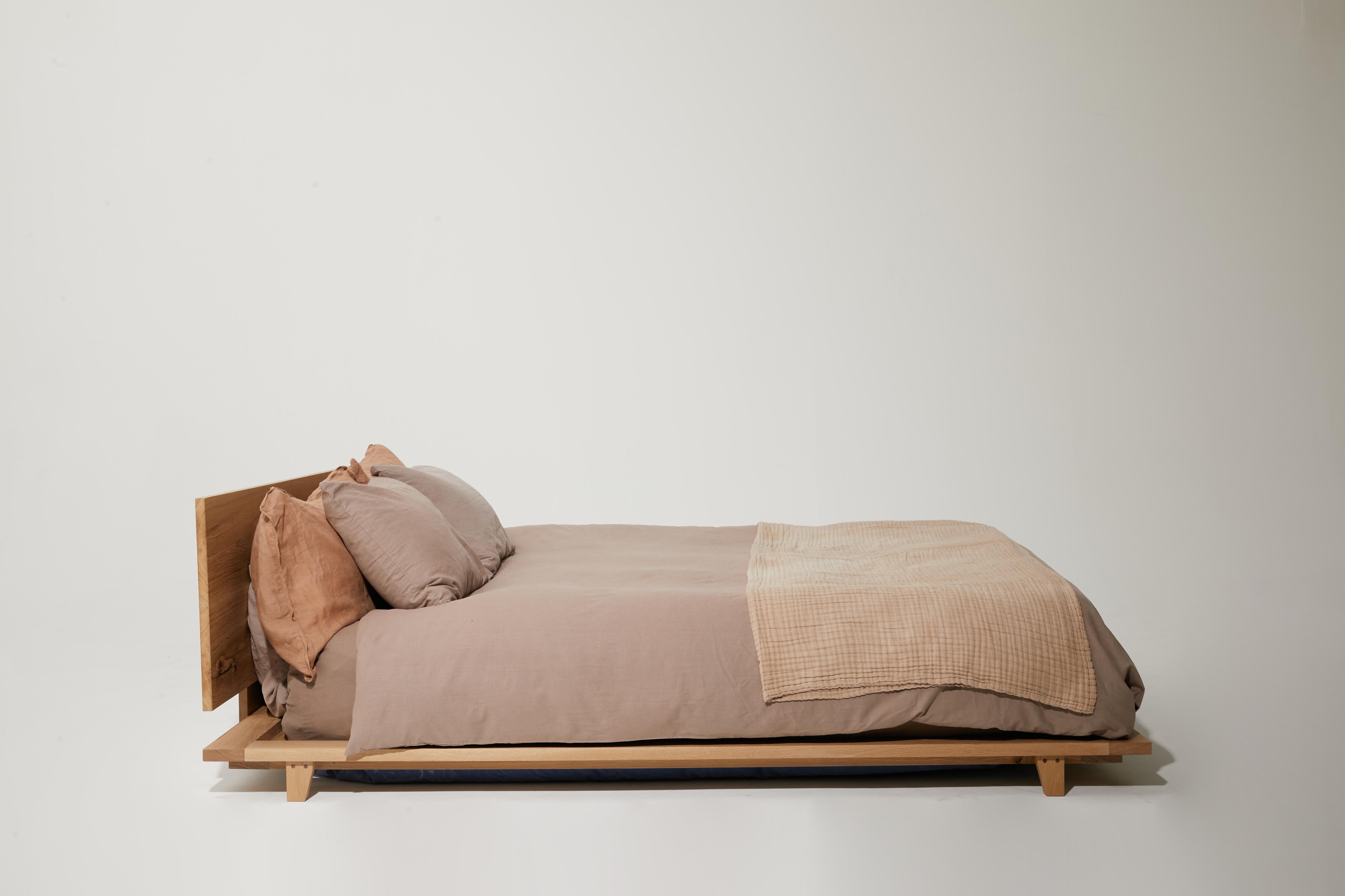 Mordern Platform Bed with Head Board by Stille Home In New Condition For Sale In Templeton, CA