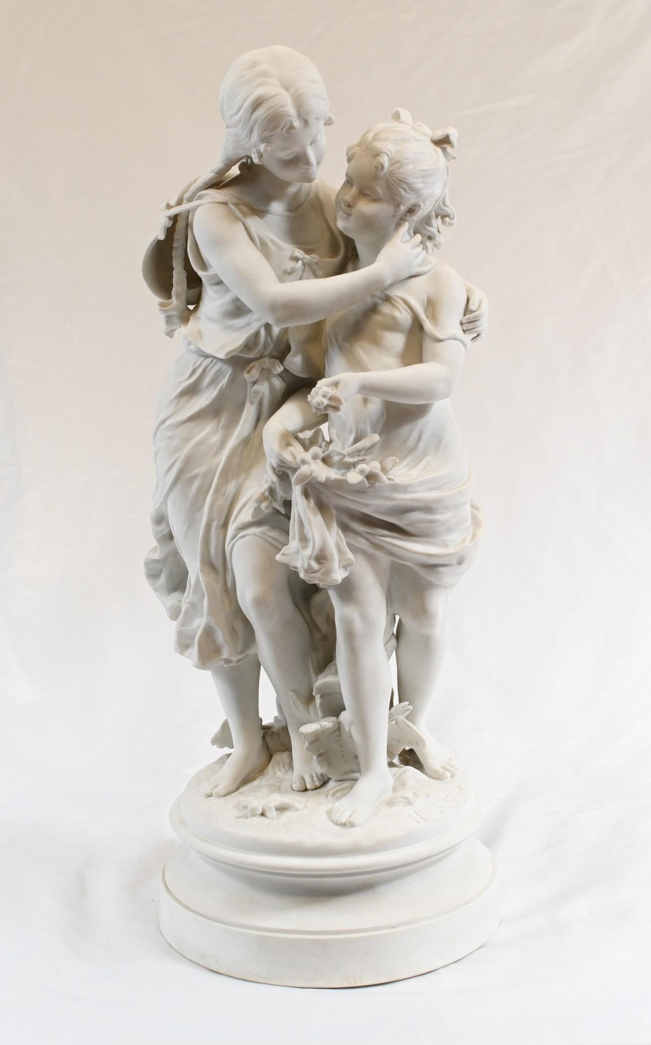 Moreau Girls Statue Parian Biscuit Porcelain Copeland, 1880 In Good Condition In Potters Bar, GB