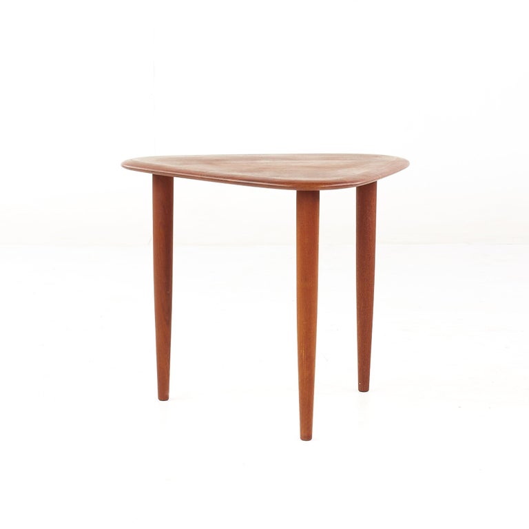 Moreddi Mid Century Danish Teak Guitar Pick Side Table For Sale at 1stDibs