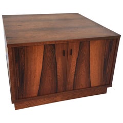 Moreddi Rosewood Square Cube Endtable