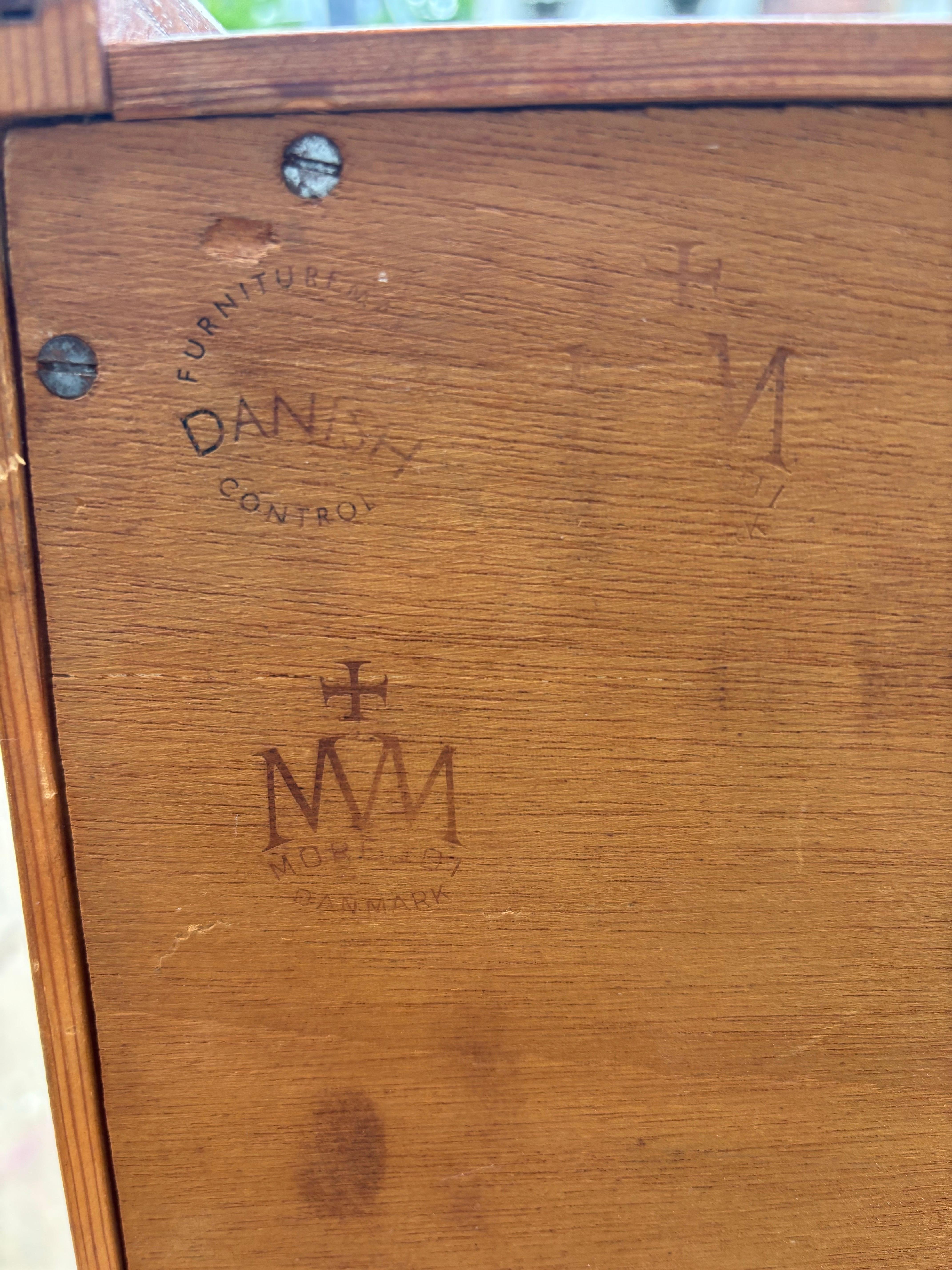 Moreddi Teak 4 Door Credenza/ Buffet For Sale 5