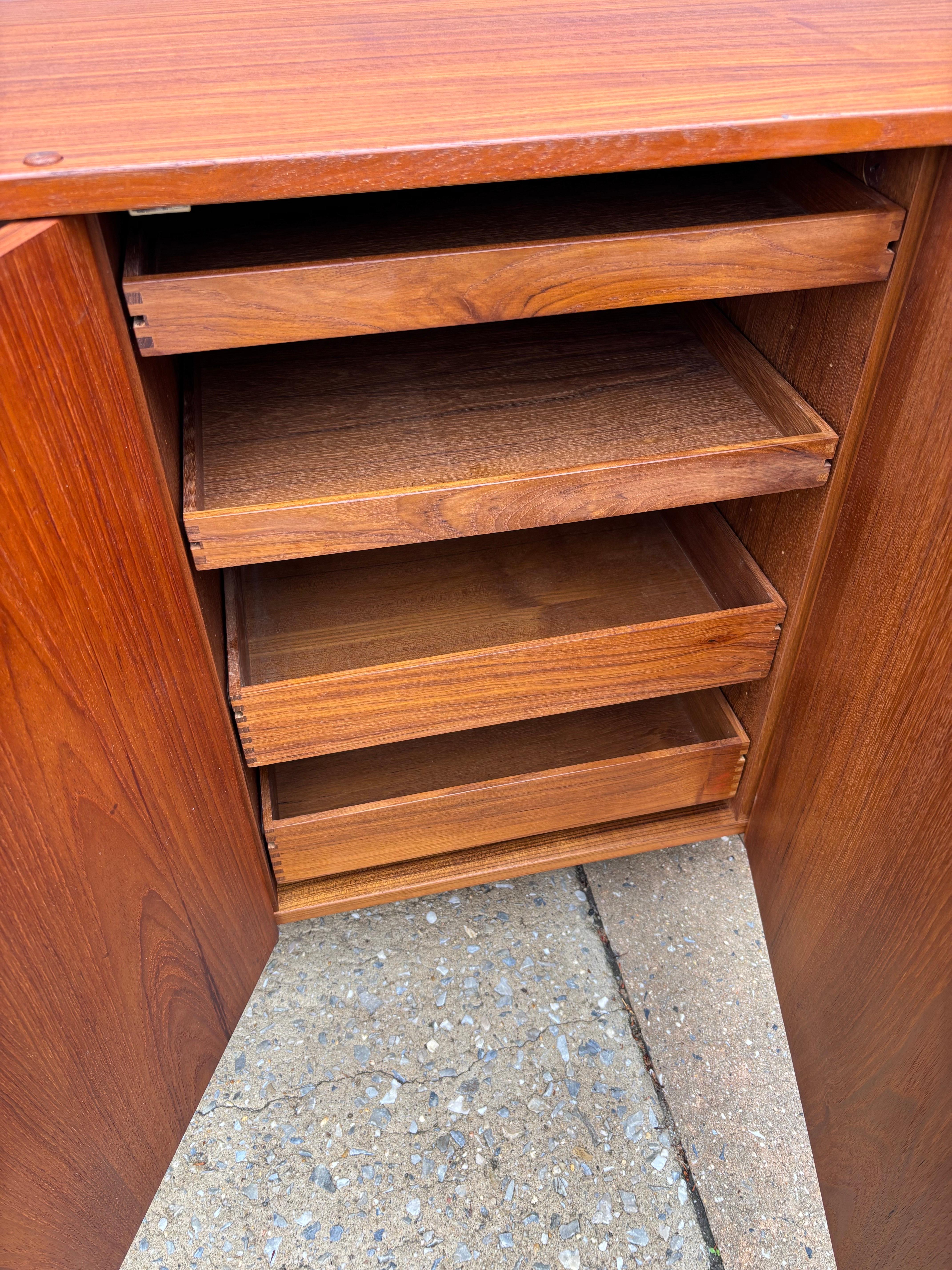 Rosewood Moreddi Teak 4 Door Credenza/ Buffet For Sale