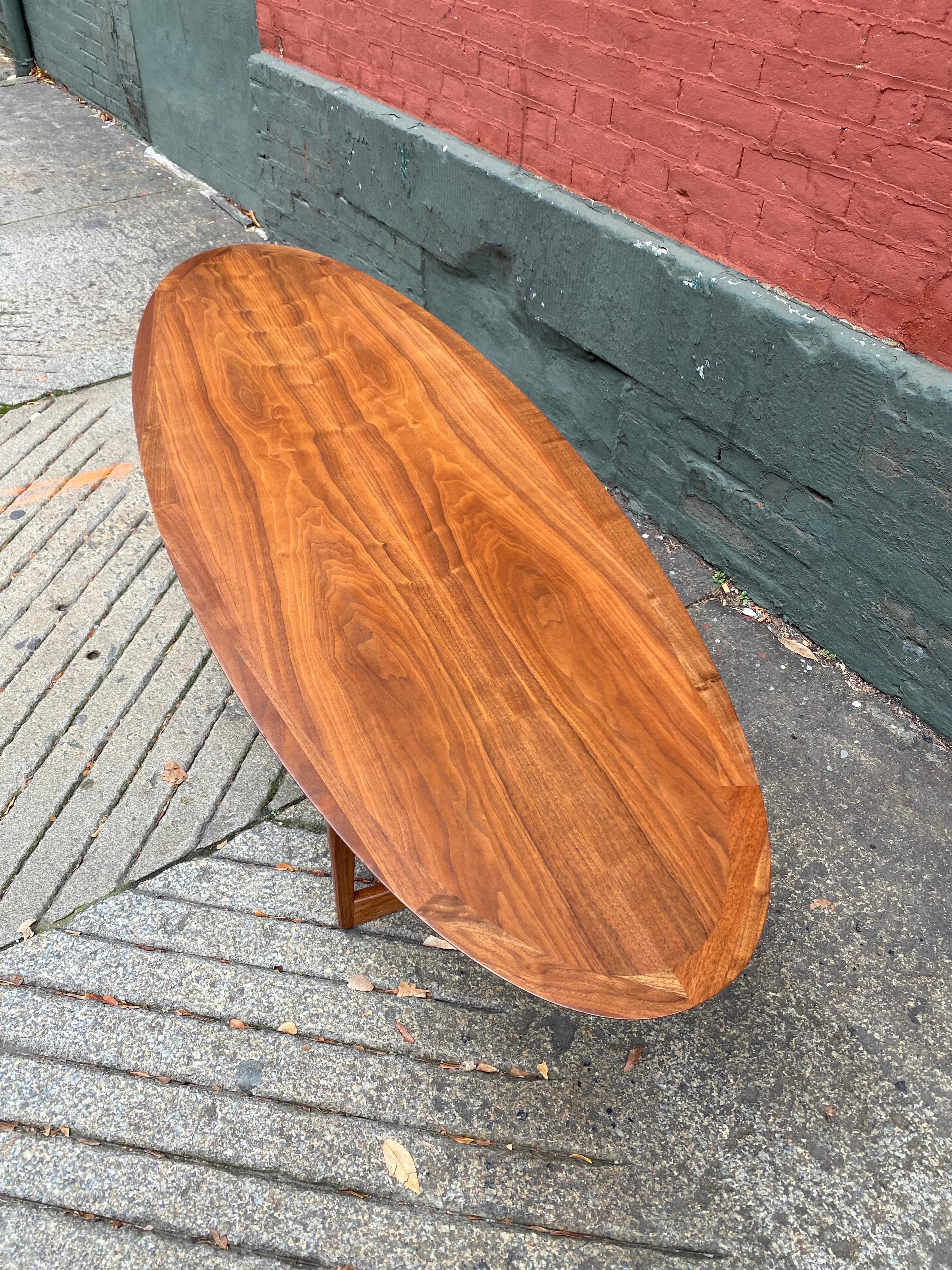 Moreddi Teak Surfboard Coffee Table In Good Condition For Sale In Philadelphia, PA