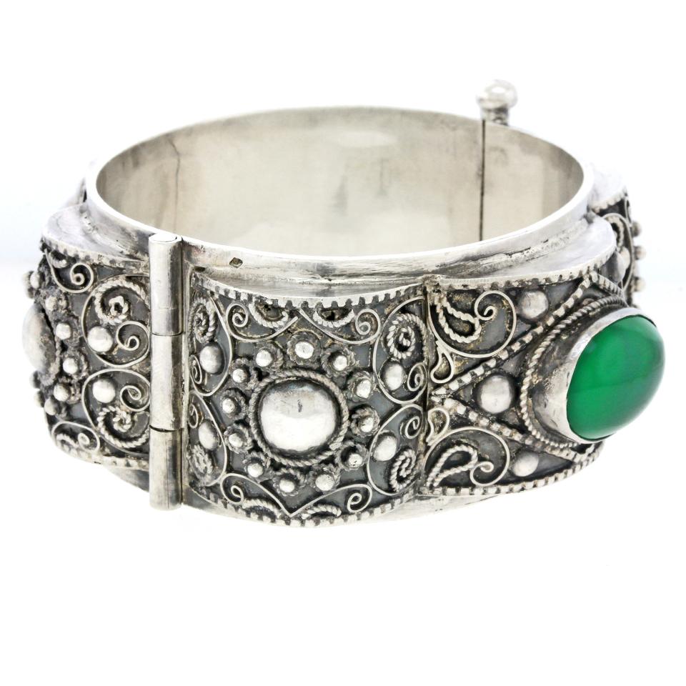 Moresque Aesthetic Silver Bangle Bracelet, French In Good Condition In Litchfield, CT