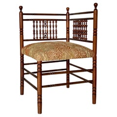 Chaise d'angle Moresque Par Liberty & Co.