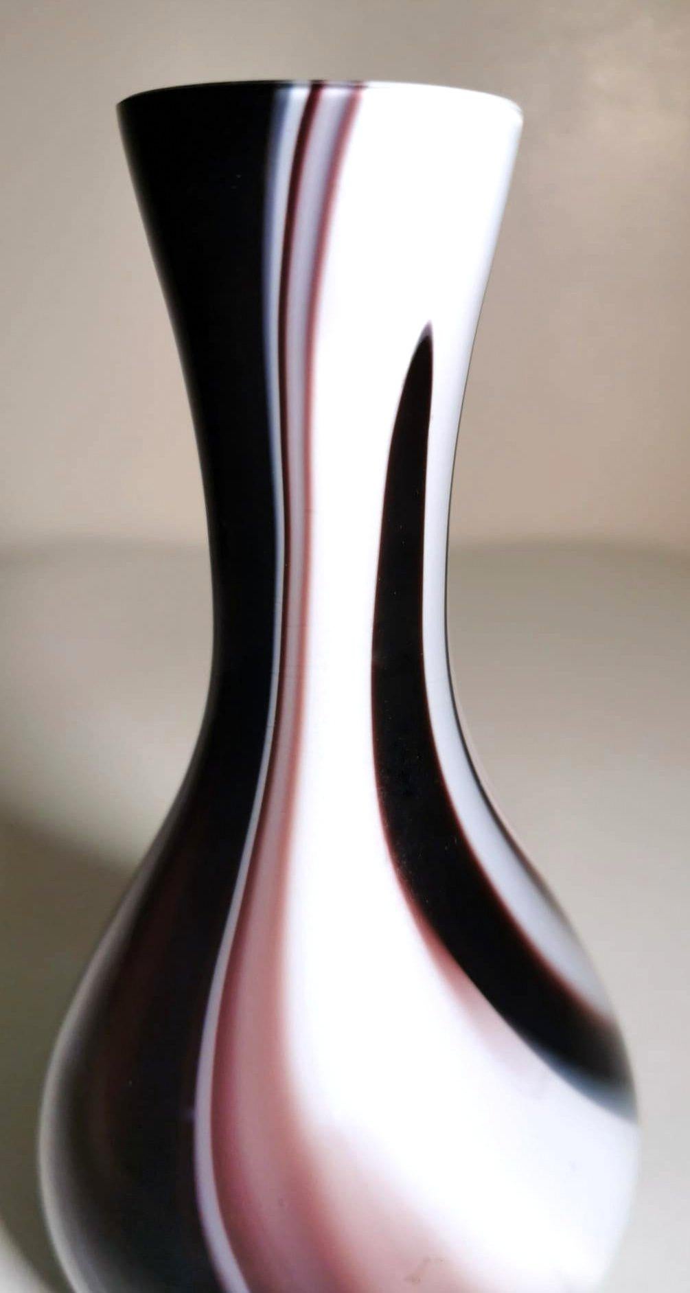 Hand-Crafted Moretti Carlo Murano Vase in Colored Opaline Glass For Sale