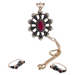 Moretto Pendant Necklace set with matching Earrings