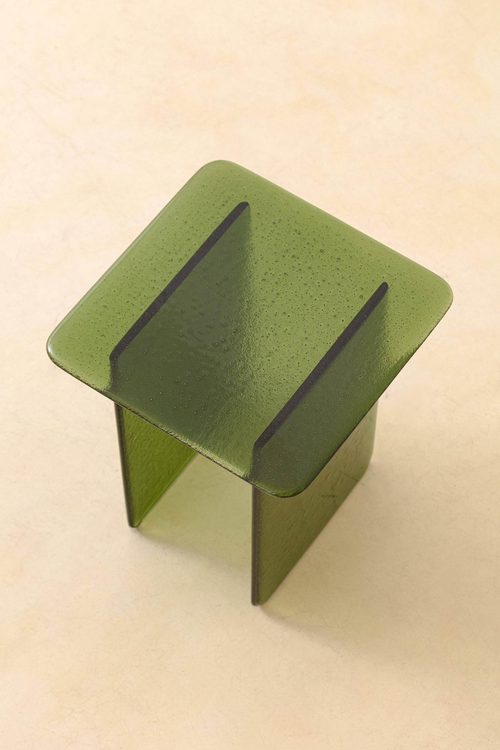 Morfa Side Table by Lucas Recchia, Contemporary Brazilian Design For Sale 3