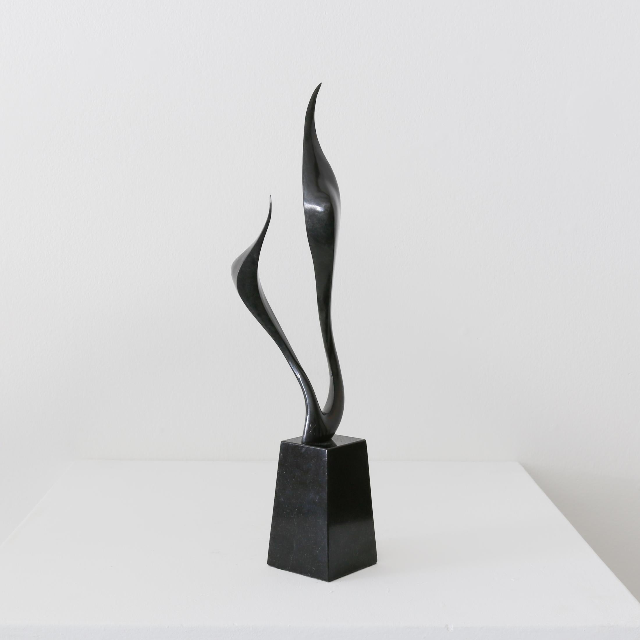 Série Swoon I - Or Abstract Sculpture par Morgan Robinson