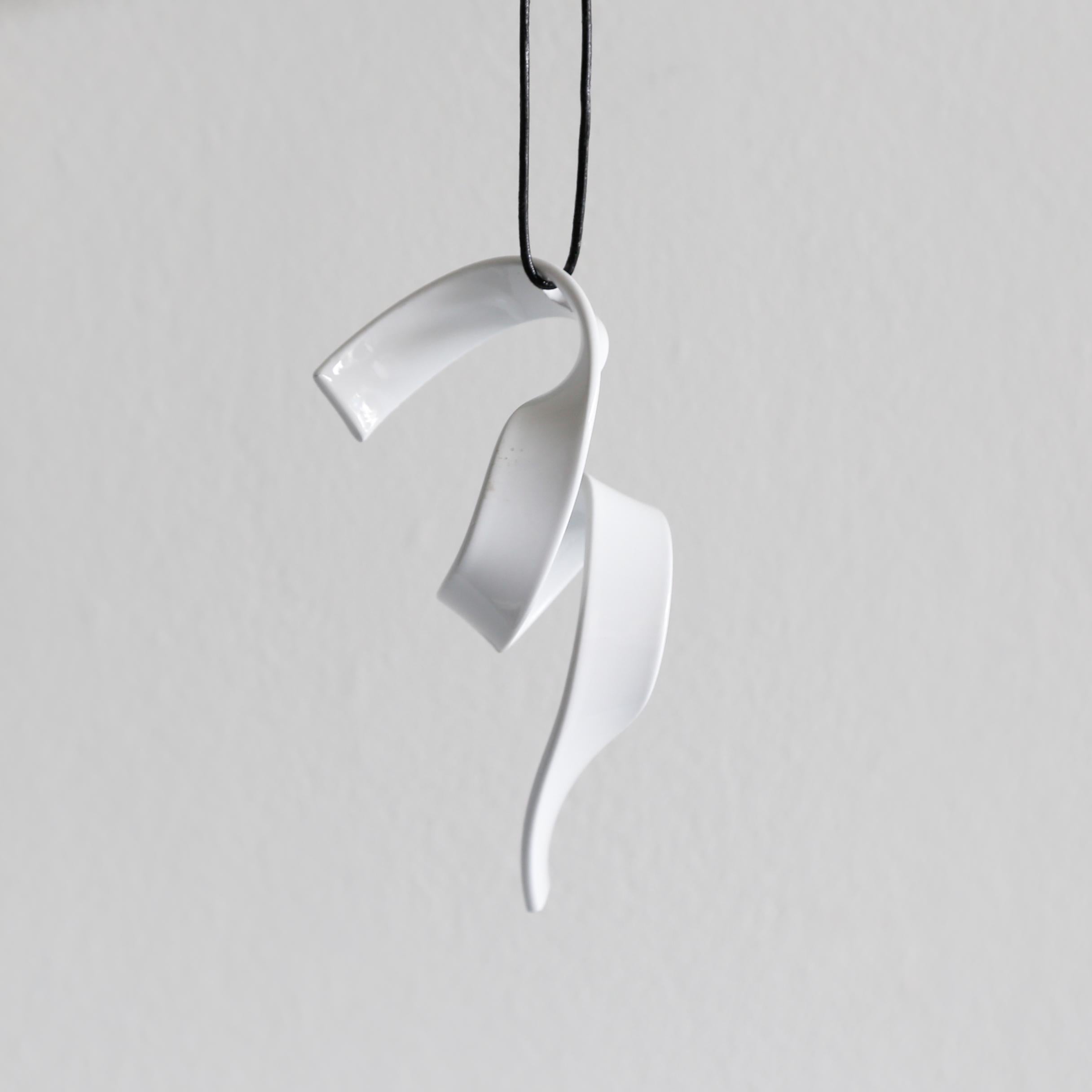 White Ribbon 8 - Sculpture by Morgan Robinson