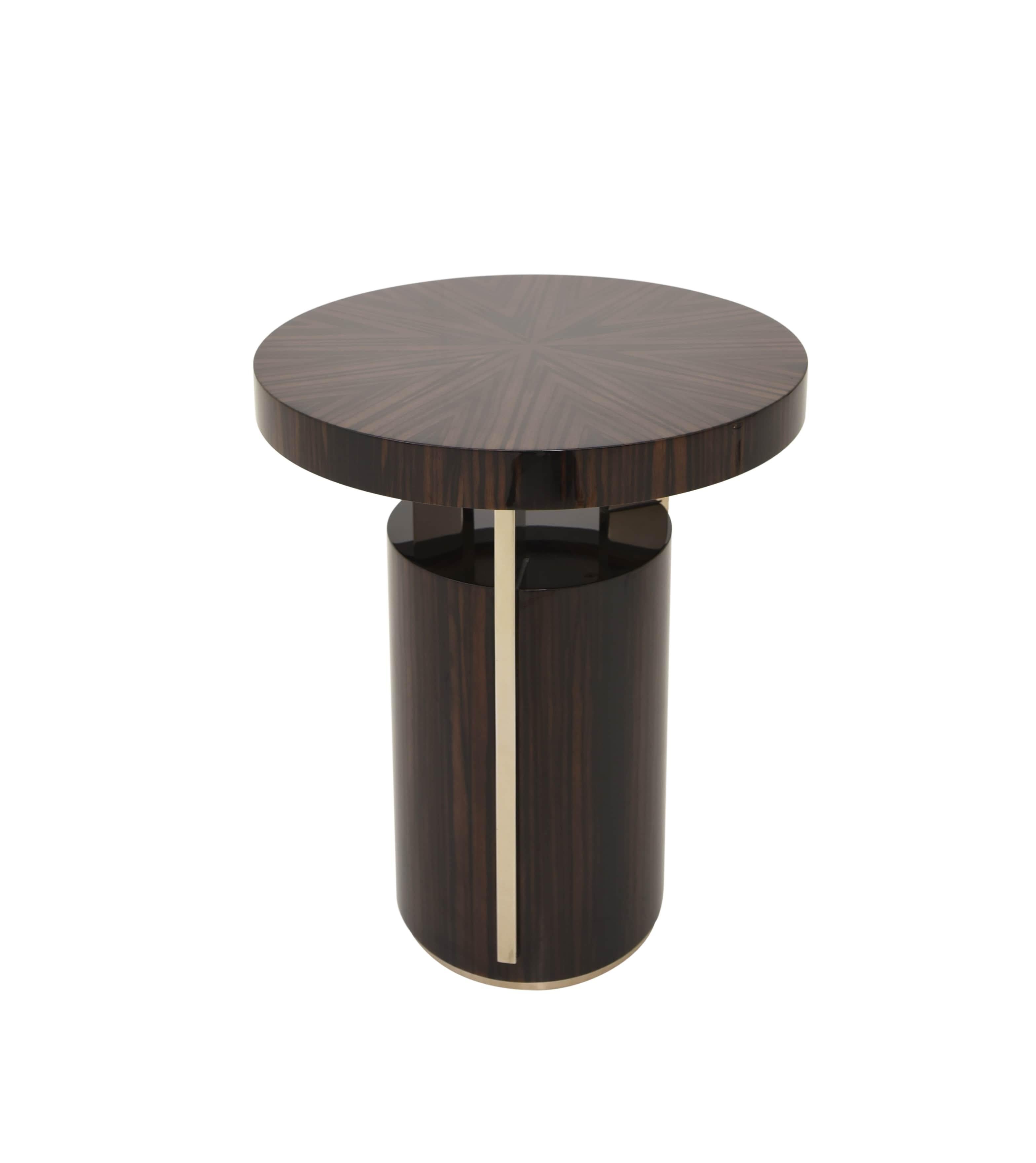 Portuguese Morgan Round Side Table With Smoke Brass Details For Sale