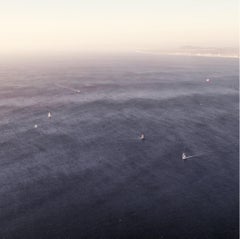 Segelboote von Morgan Silk - Landschaftsfotografie, Farbfotografie