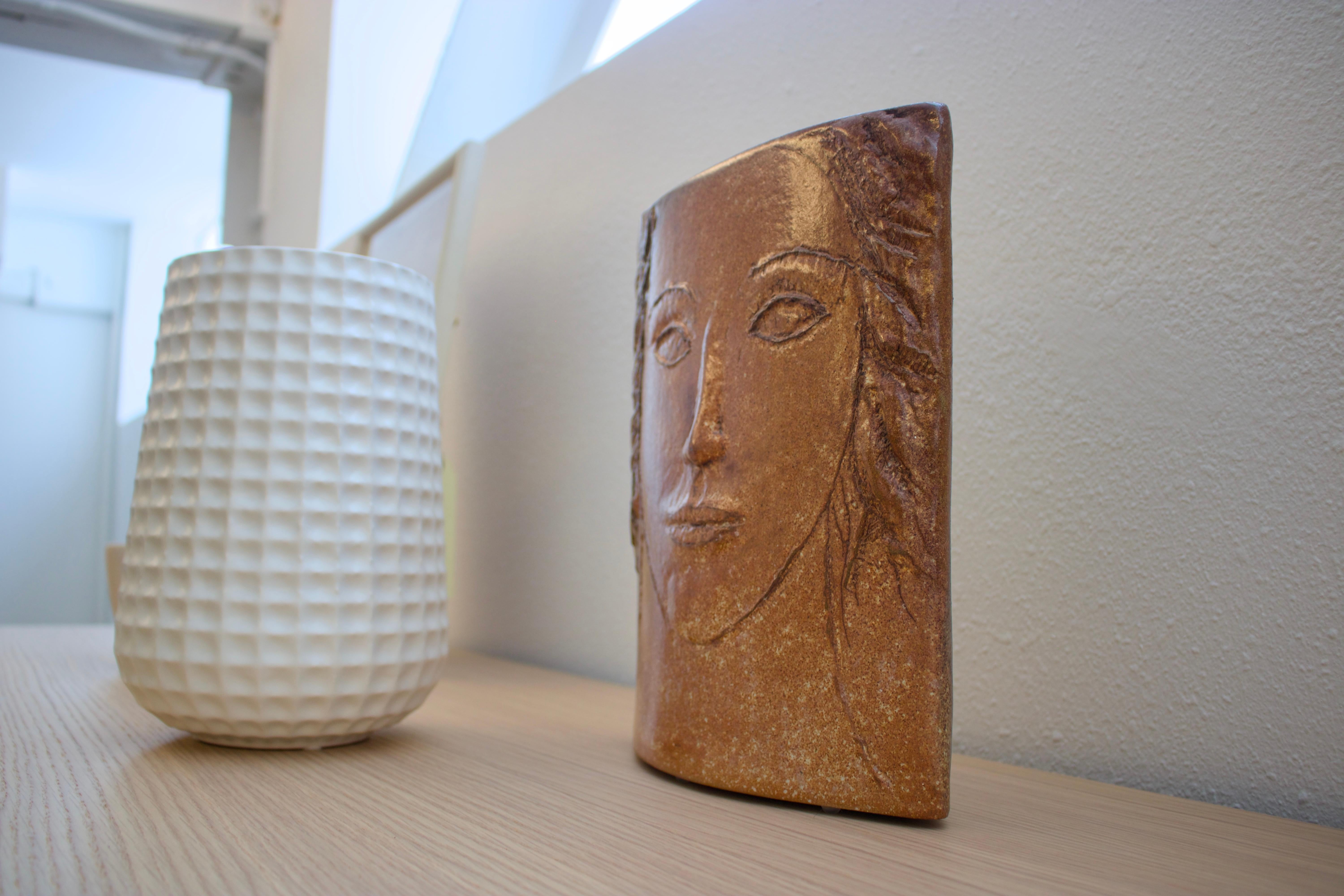 “Morgane” French cubist ceramic vase In Good Condition For Sale In San Francisco, US
