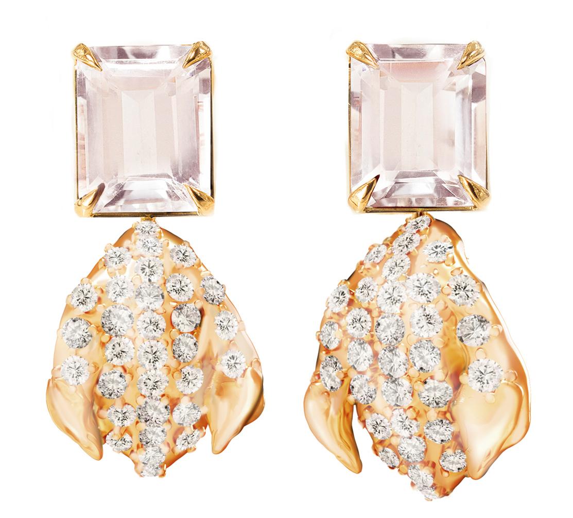 These contemporary Peony Petal spring floral clip-on earrings are in 18 karat yellow gold with 62 round natural diamonds, VS, F-G, and morganites octagon cut, 4,5 carats in total. The sculptural design adds the extra highlights to the surface of the