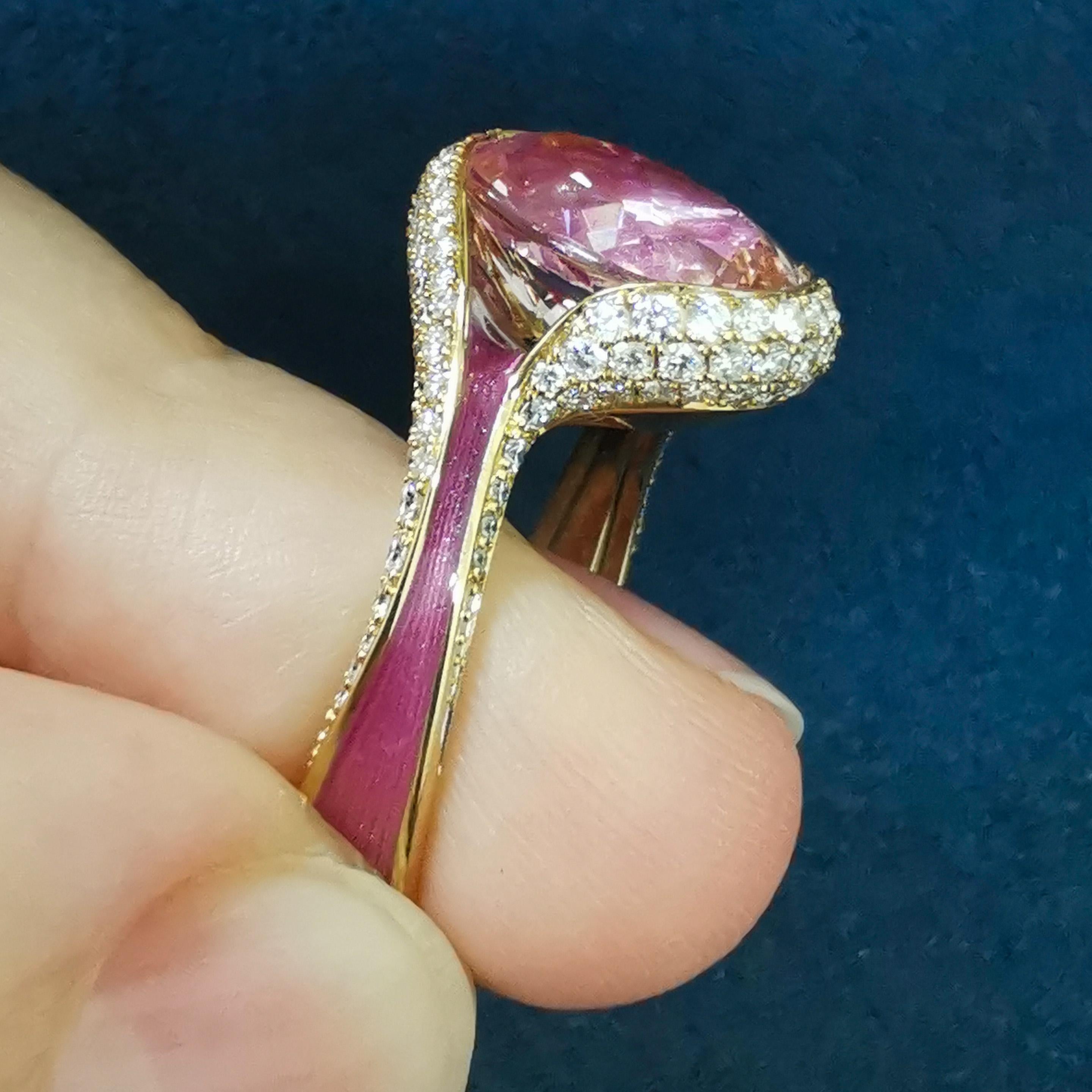 Women's or Men's Morganite 3.83 Carat Diamonds Enamel 18 Karat Yellow Gold Melted Colors Ring For Sale