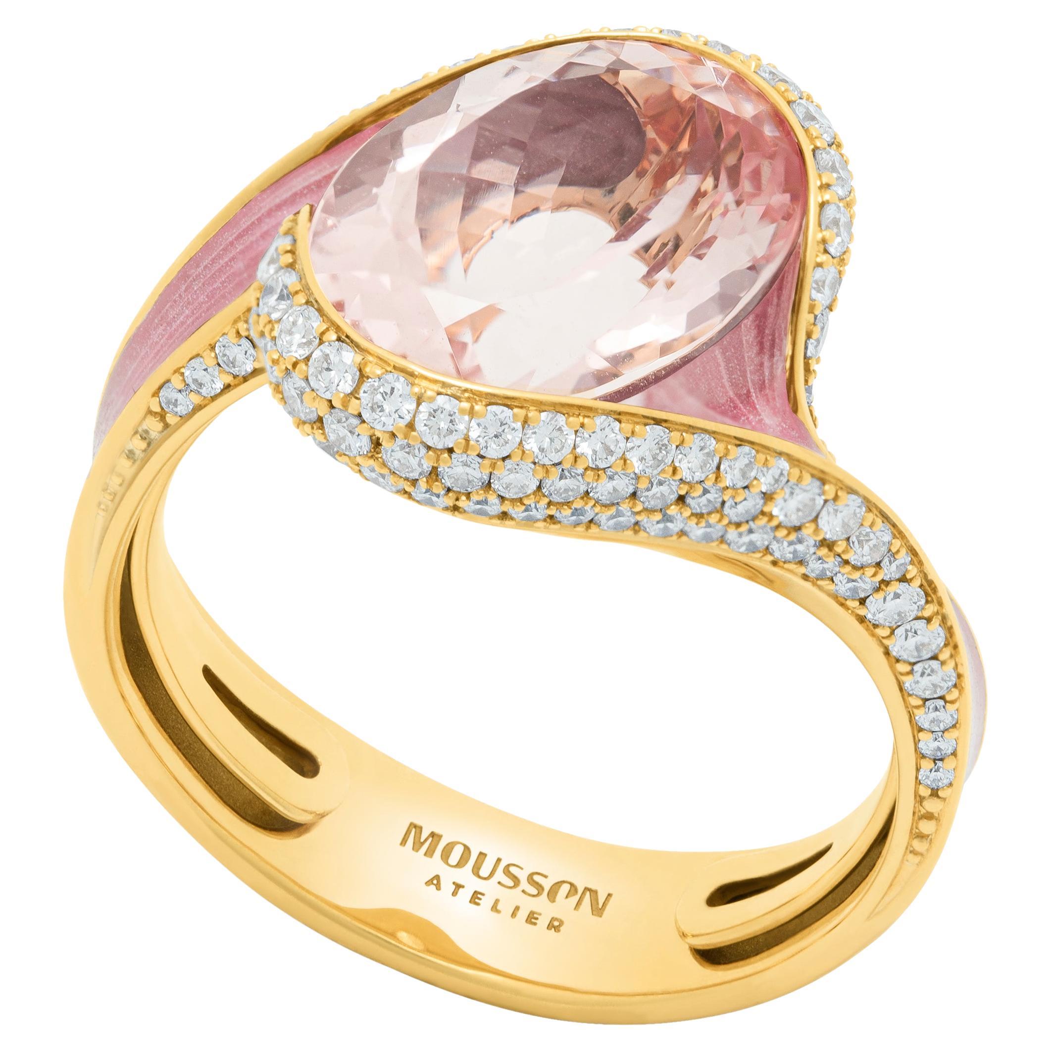 Morganit 3,83 Karat Diamanten Emaille 18 Karat Gelbgold Geschmolzene Farben Ring im Angebot