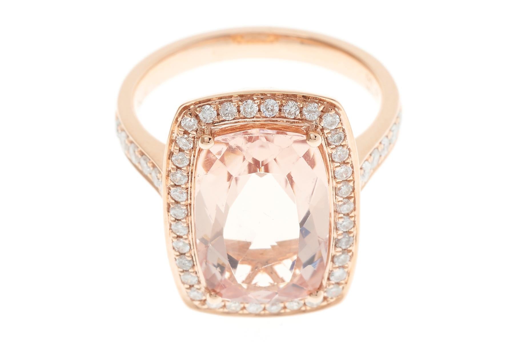 Contemporary Morganite 5.16 Carat Diamond 18 Rose Gold Dress Ring For Sale