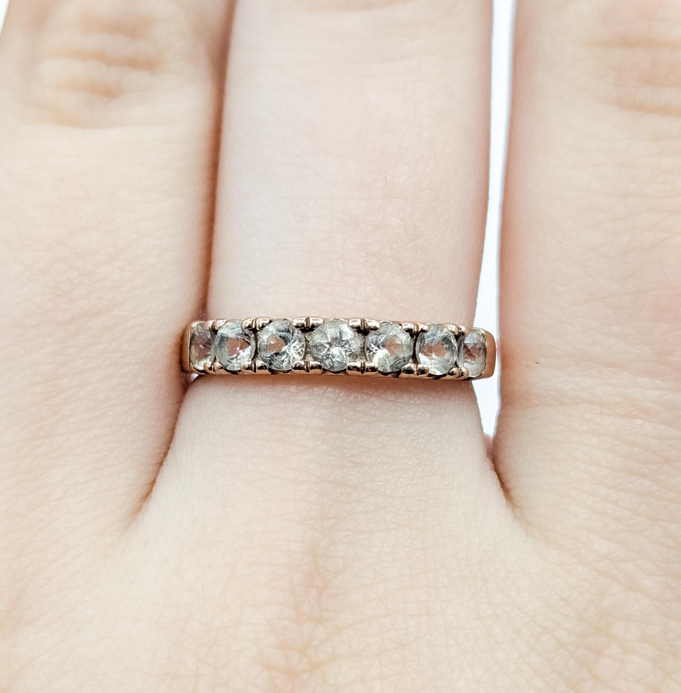 Donna Anello con Morganite a 7 pietre in oro rosa 10k in vendita