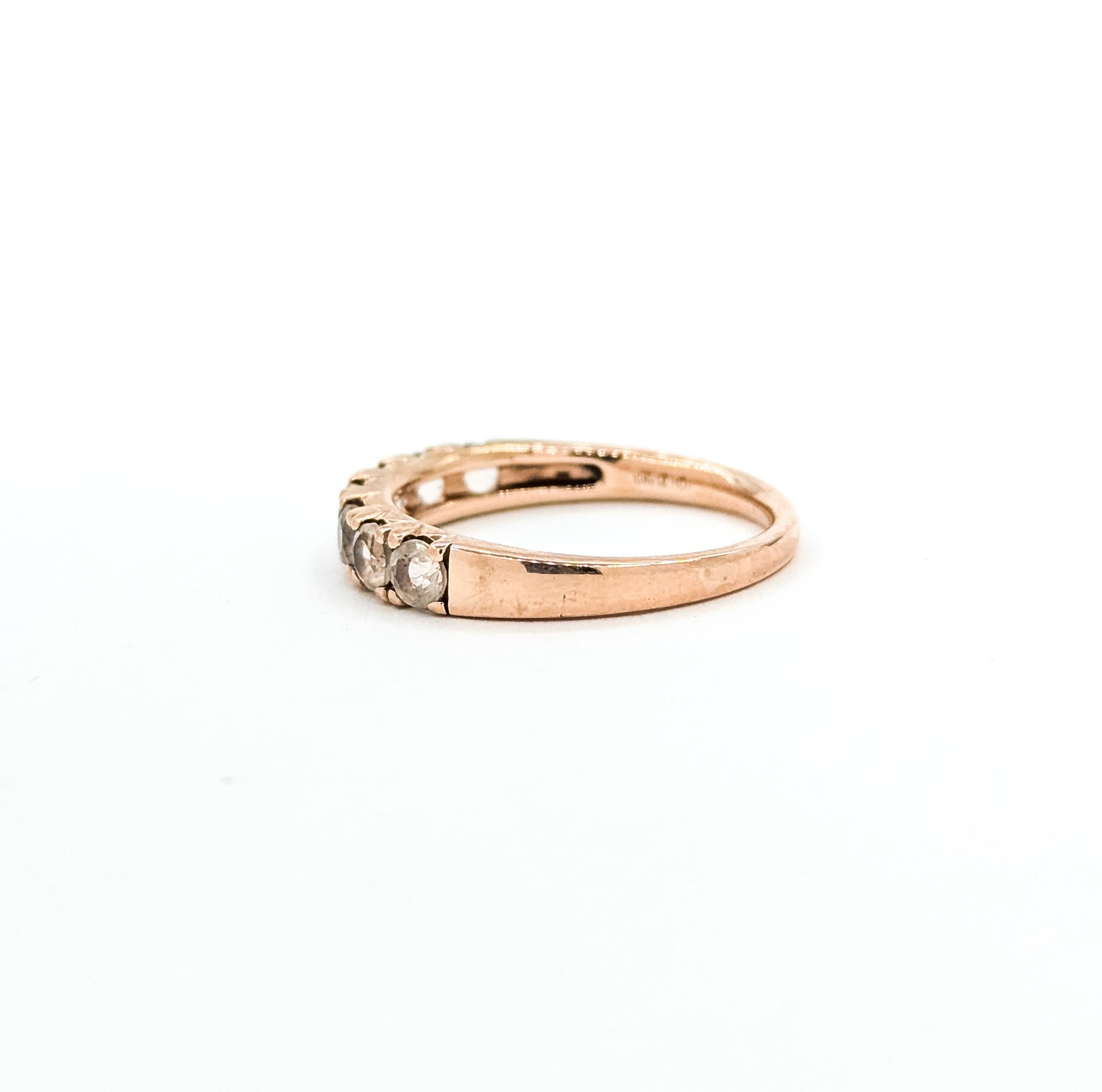 Anello con Morganite a 7 pietre in oro rosa 10k in vendita 3