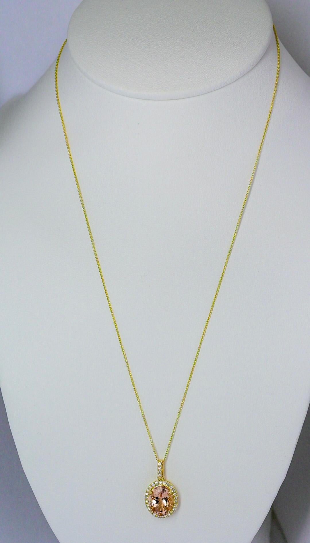 Oval Cut Morganite 9K Gold Yellow SI2 Diamond Women's Pendant0.38cts For Sale