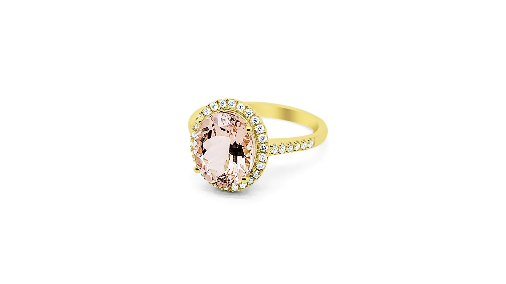 Oval Cut Morganite 9K Gold Yellow SI2 Diamond Women's Rings 3.67cts For Sale