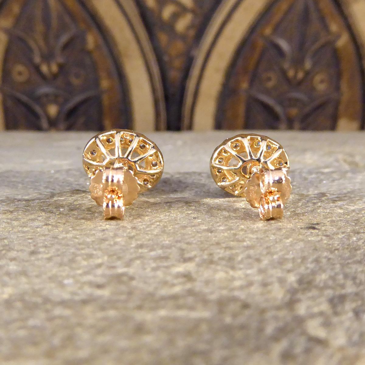 Morganite and Diamond Cluster Earring in Rose Gold In New Condition For Sale In Yorkshire, West Yorkshire