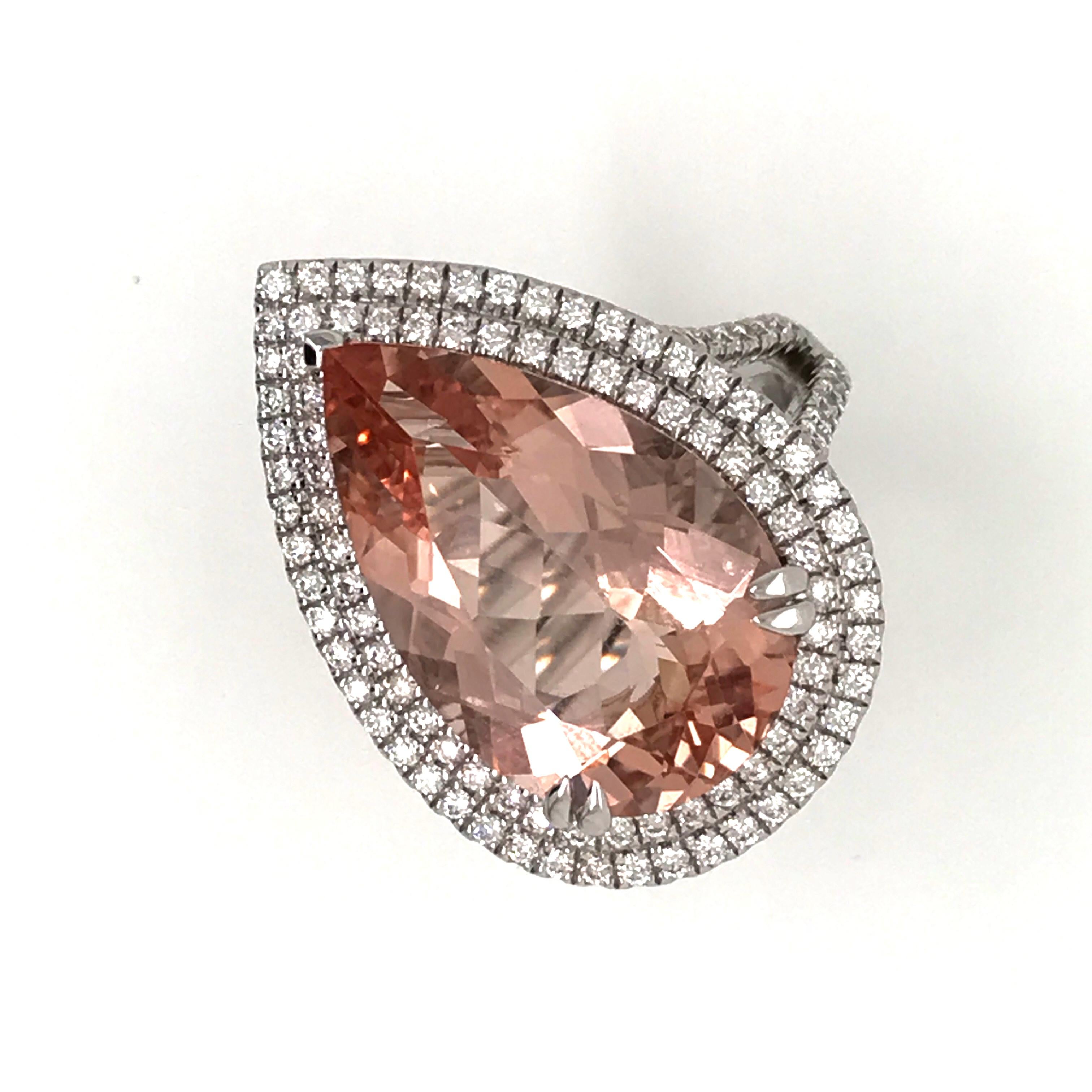 Morganite and Diamonds on White Gold 18 Karat Cocktail Ring Pear Shape In New Condition In Vannes, FR