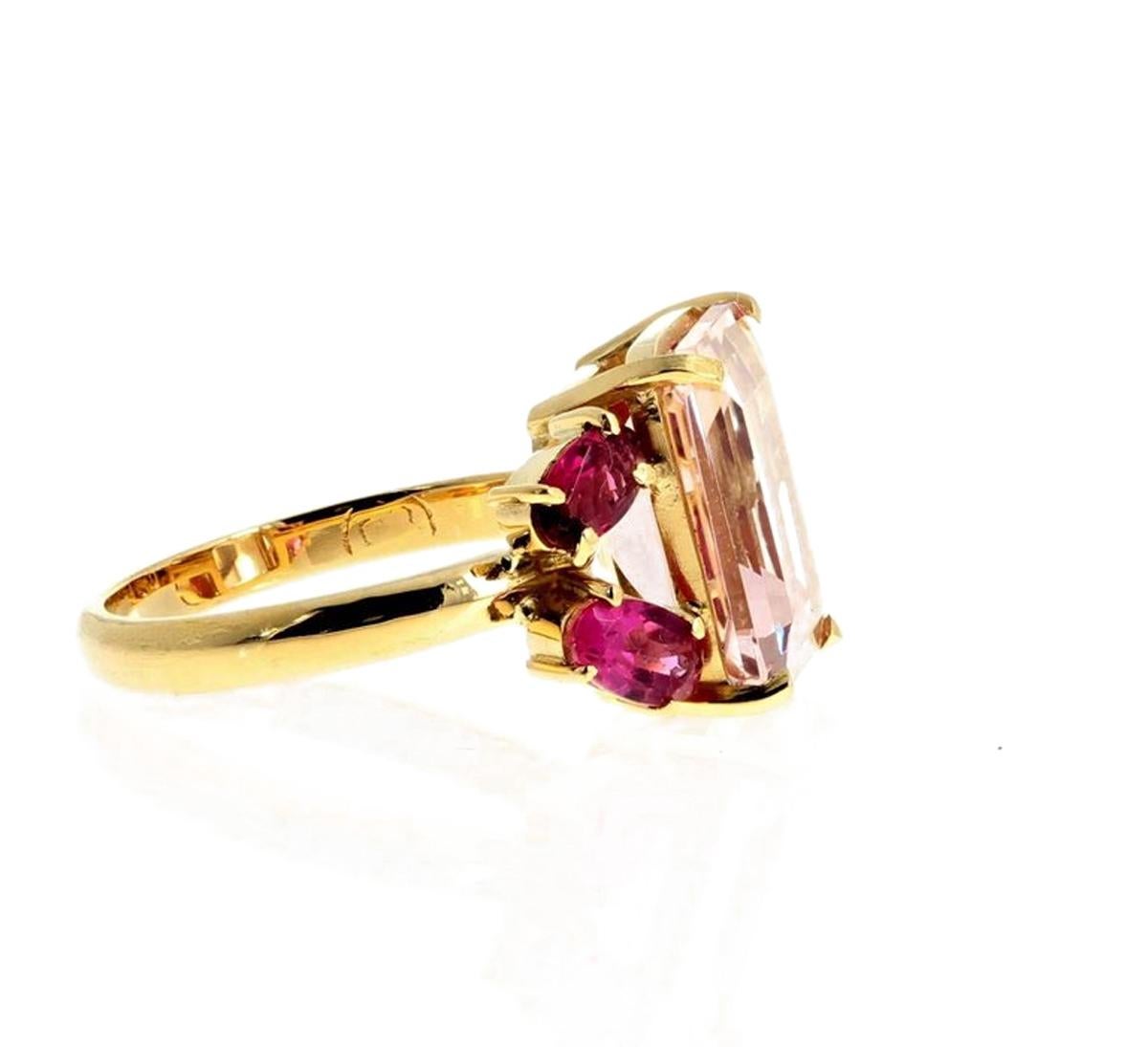 AJD GORGEOUS 4.5Ct Pink Morganite & Pink Tourmaline 18Kt Yellow Gold Ring For Sale 1