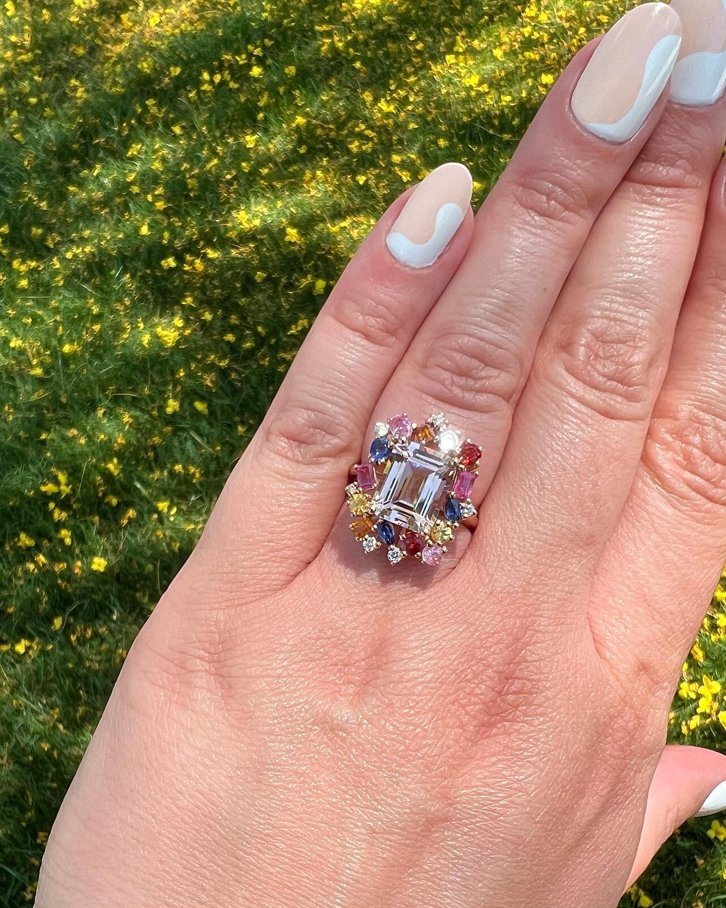 Morganite And Rainbow Sapphire Ring In Rose Gold In New Condition For Sale In Phoenix, AZ