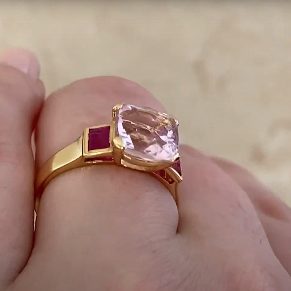 Bague cocktail en or jaune 18 carats, aigue-marine et rubis taille ronde (environ 1,80 carat) Unisexe en vente