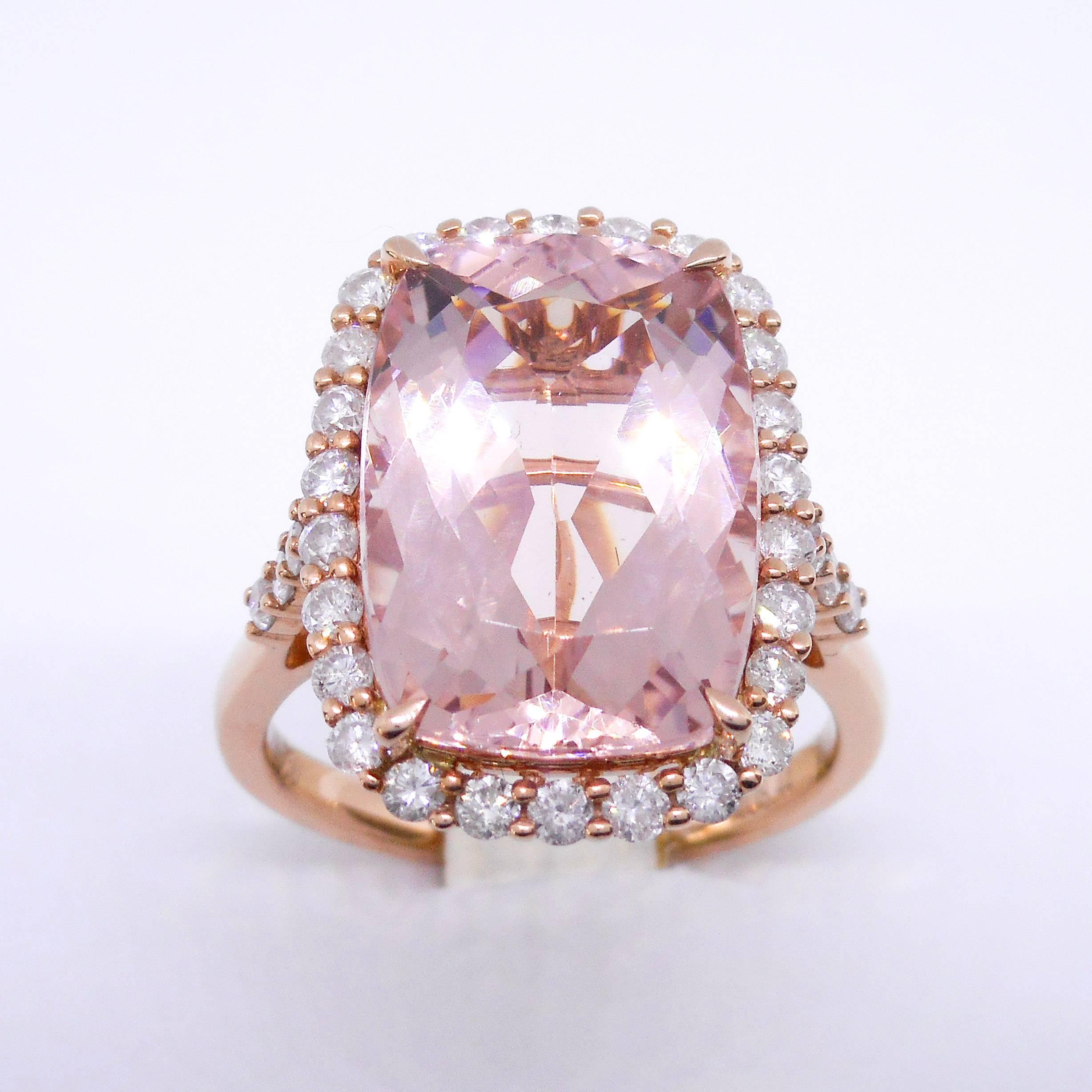 Morganite Diamond 18 Carat Rose Gold Large Cocktail Dress Ring 8.44 Carat In New Condition In Sydney, AU