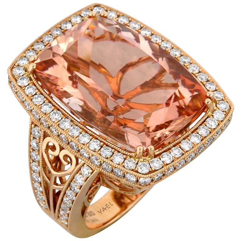 Morganite Diamond and Rose Gold Ring For Sale