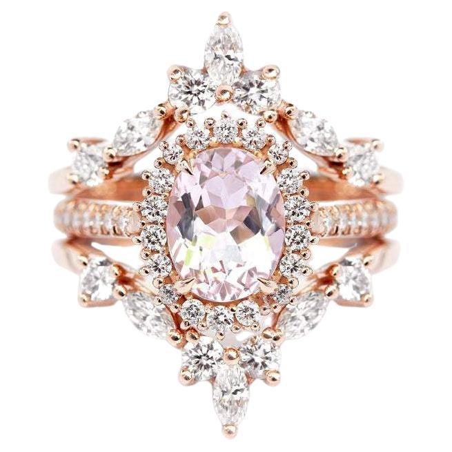 Verlobungsring mit Morganit und Diamanten – drei Ringe, oval, Nia und zwei in Island im Angebot