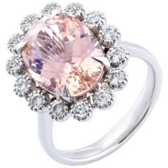 Morganite Diamond Fashion Ring Set in 18 Karat White Gold 'VS/G Diamonds'